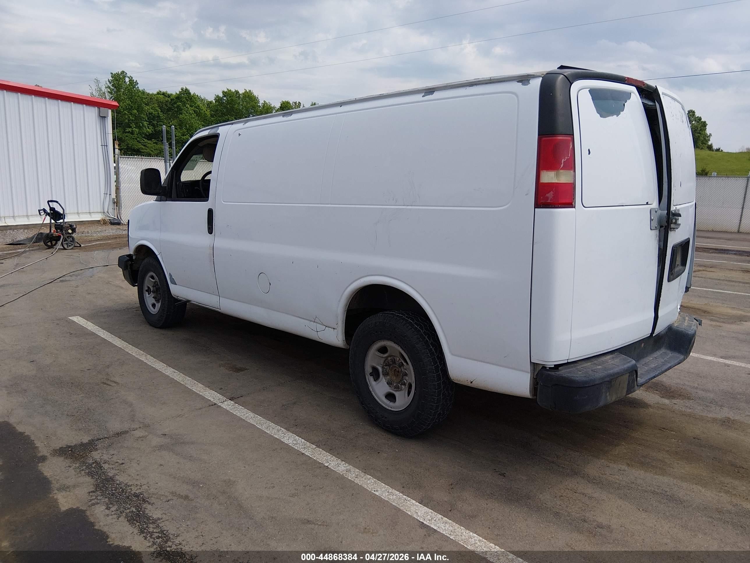 2007 Chevrolet Express Work Van White vin: 1GCGG25V871149996