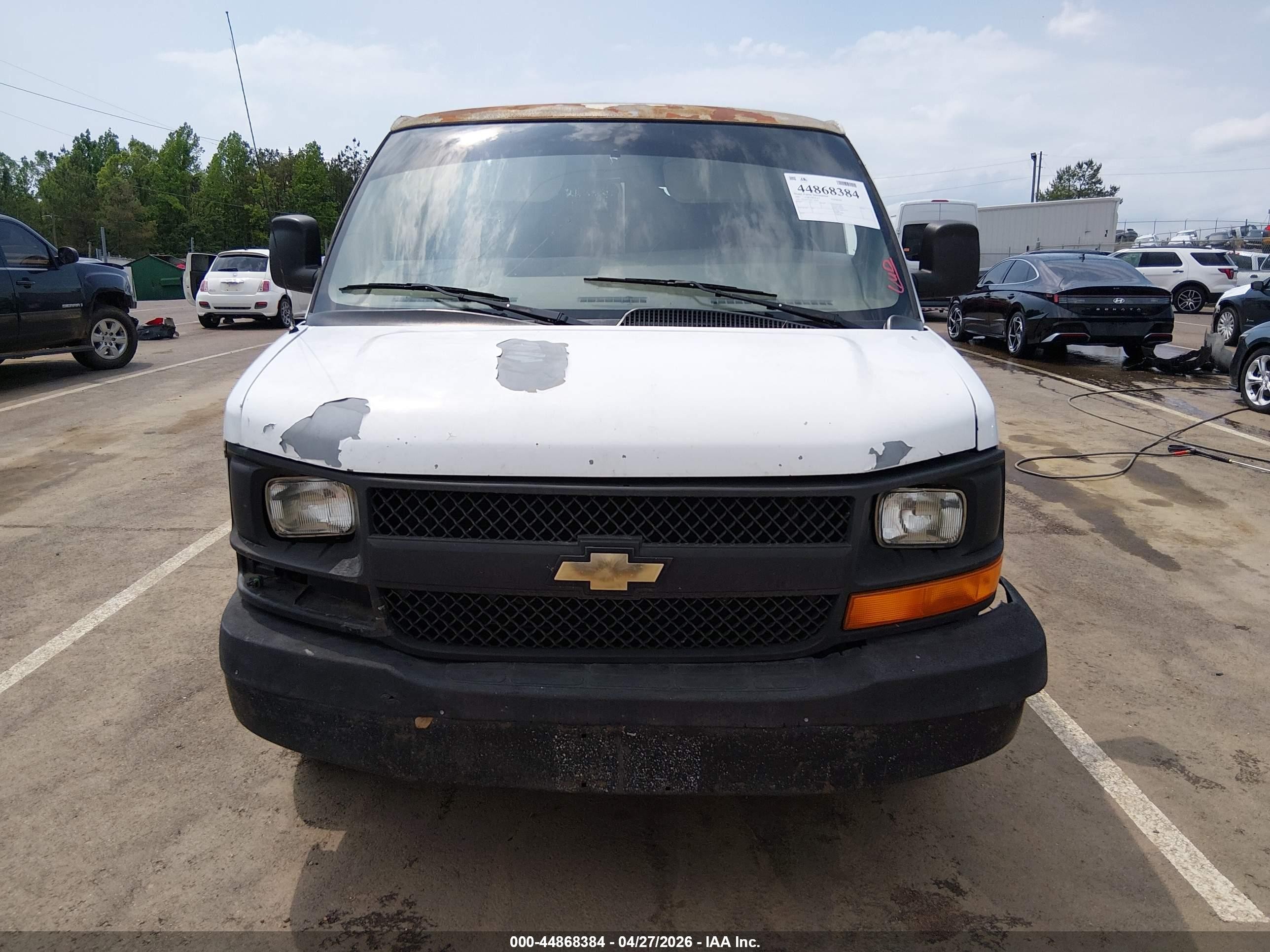 2007 Chevrolet Express Work Van White vin: 1GCGG25V871149996