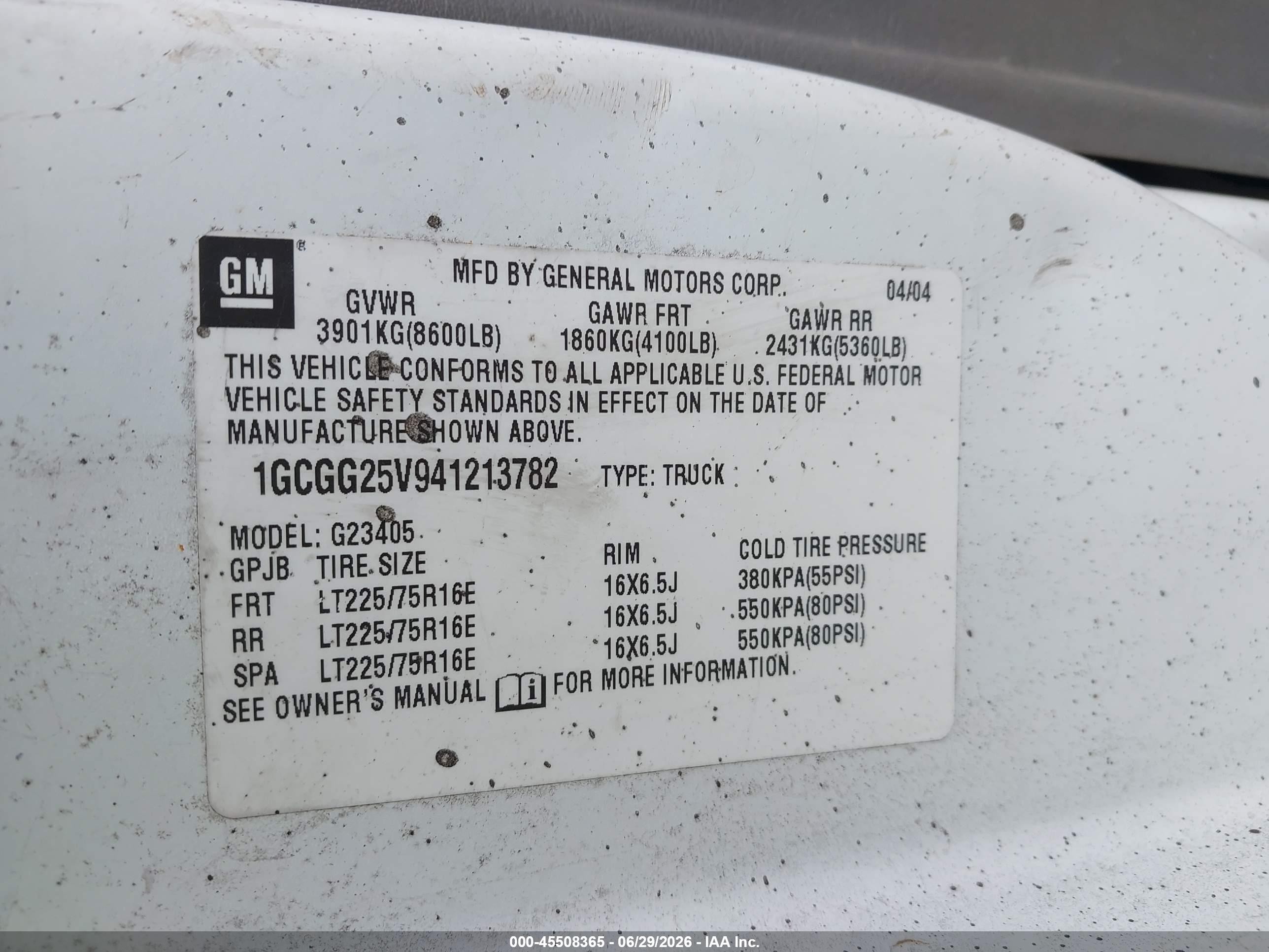 2004 Chevrolet Express   White vin: 1GCGG25V941213782