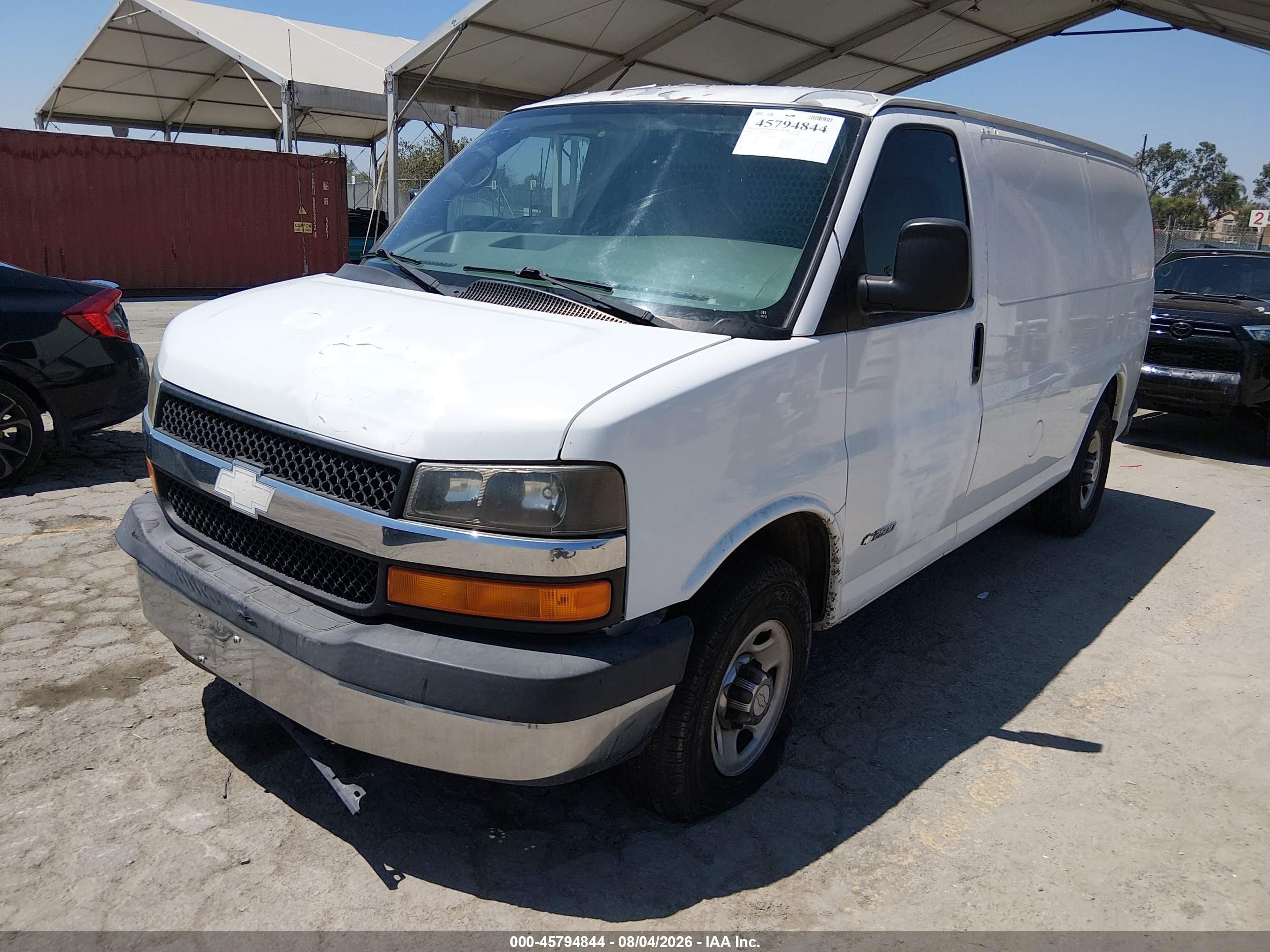 2006 Chevrolet Express Work Van White vin: 1GCGG25VX61111023