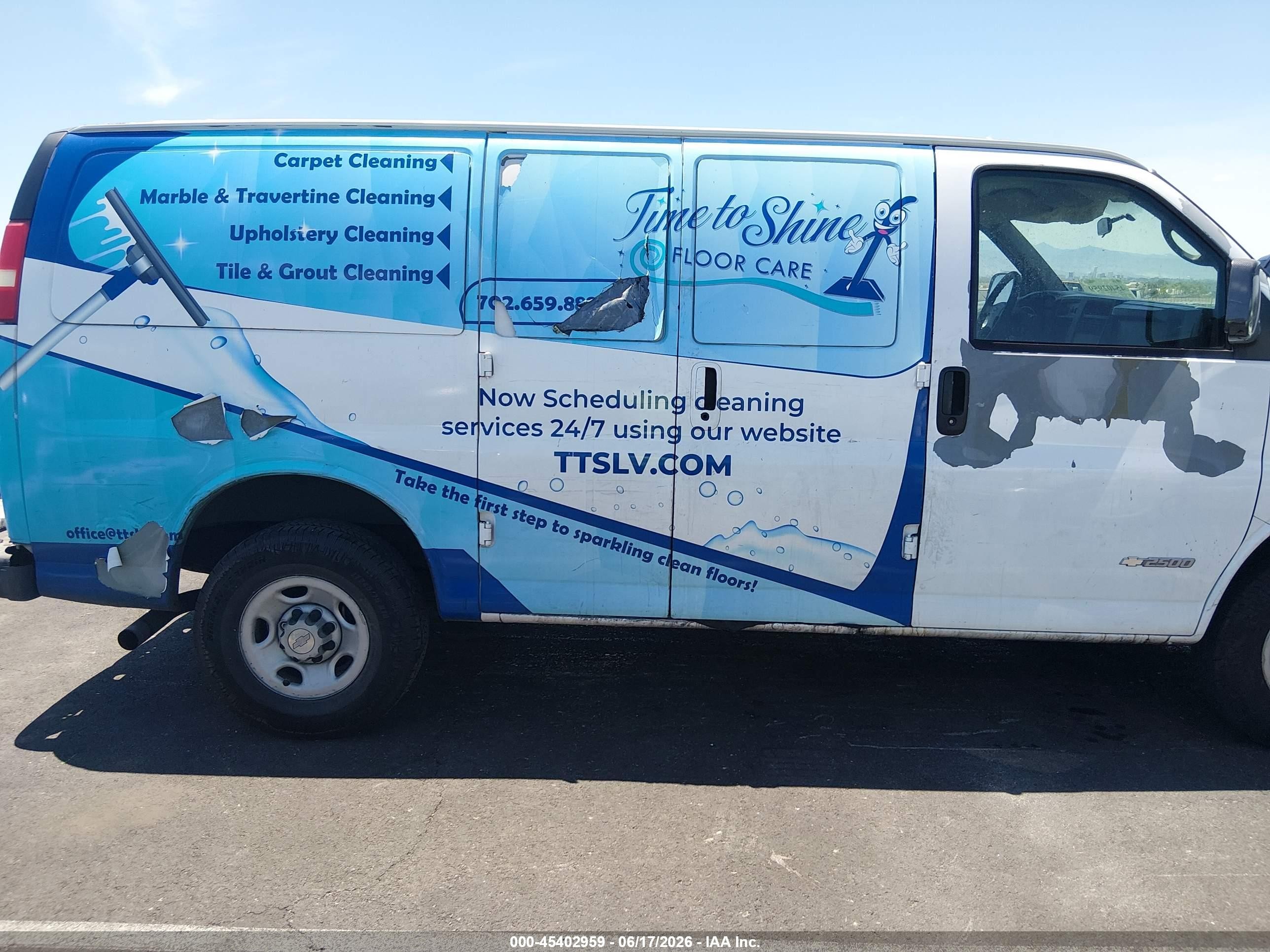 2006 Chevrolet Express Work Van Белый vin: 1GCGG25VX61173506