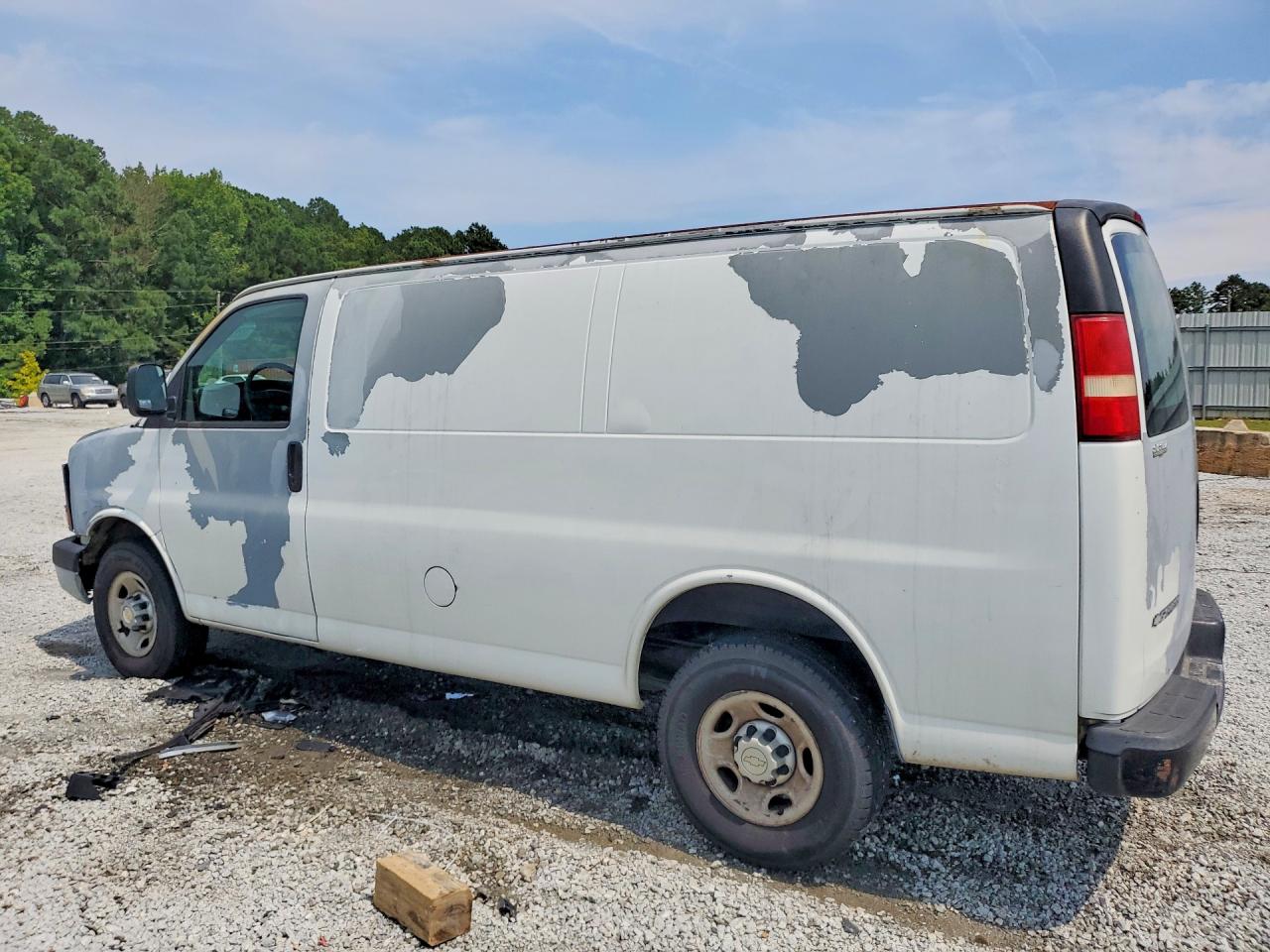 2007 Chevrolet Express G2500 Белый vin: 1GCGG25VX71148493