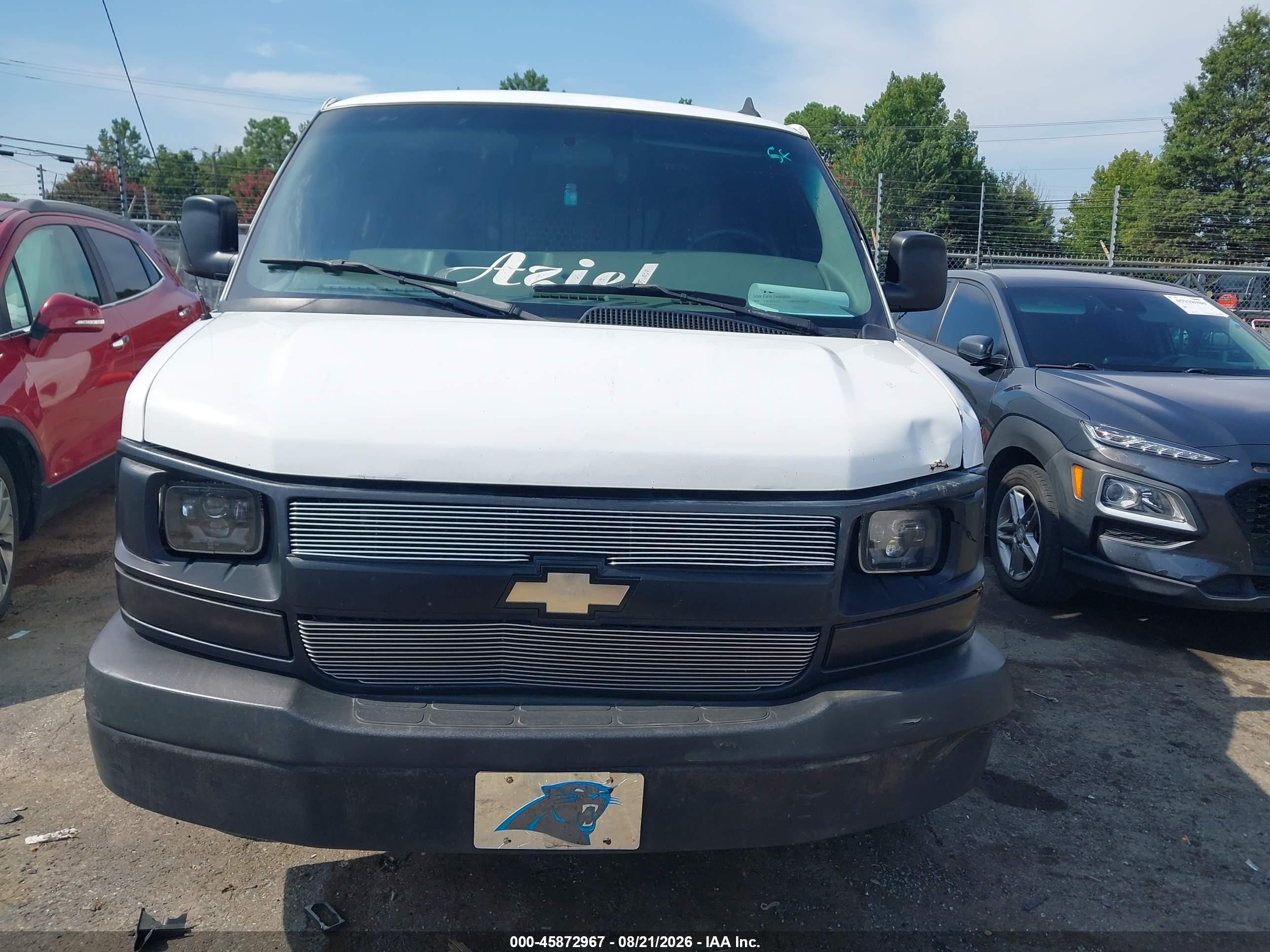 2008 Chevrolet Express Cargo Van Work Van Белый vin: 1GCGG29C081181271
