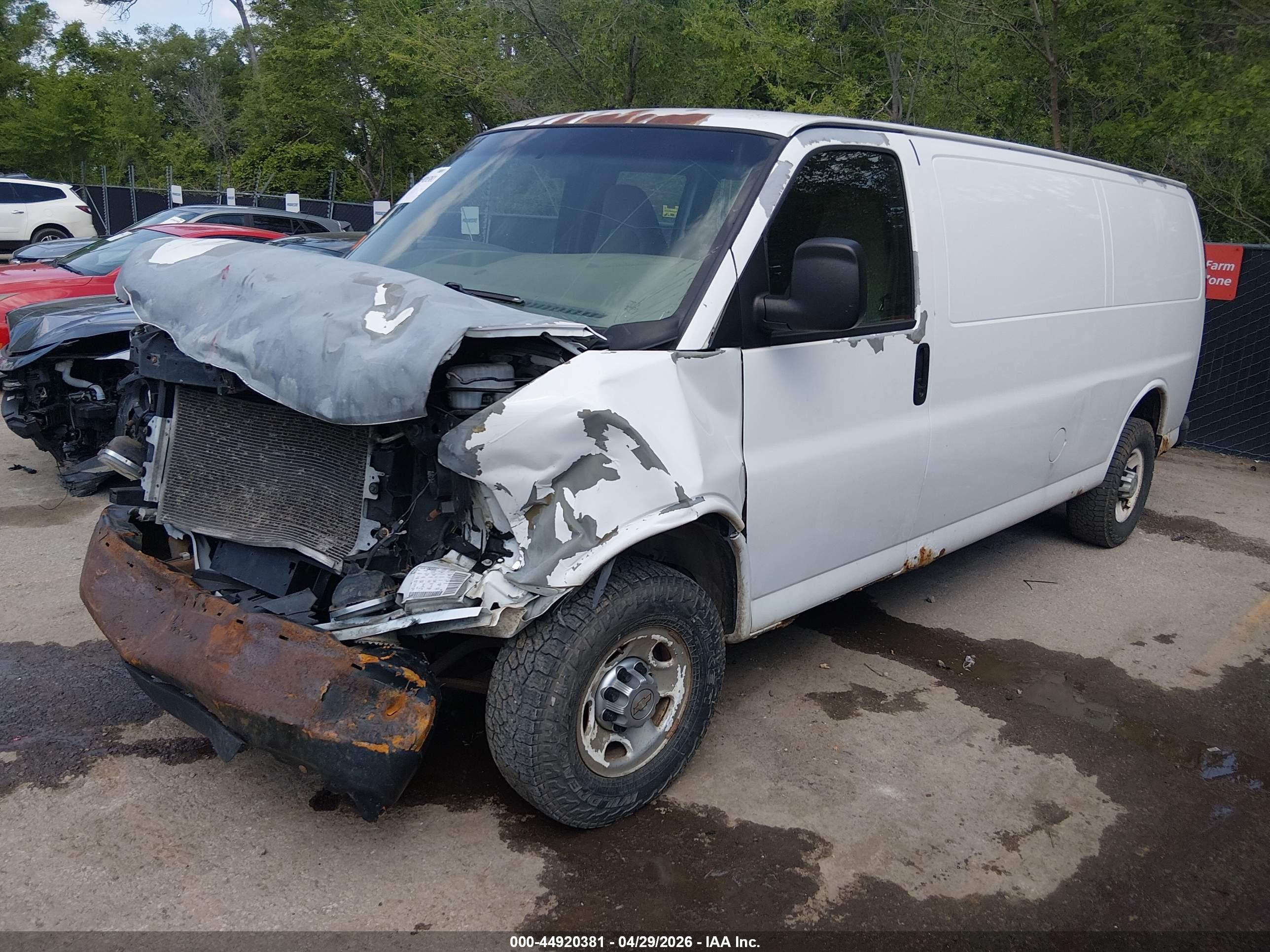 2008 Chevrolet Express Work Van White vin: 1GCGG29C281115207