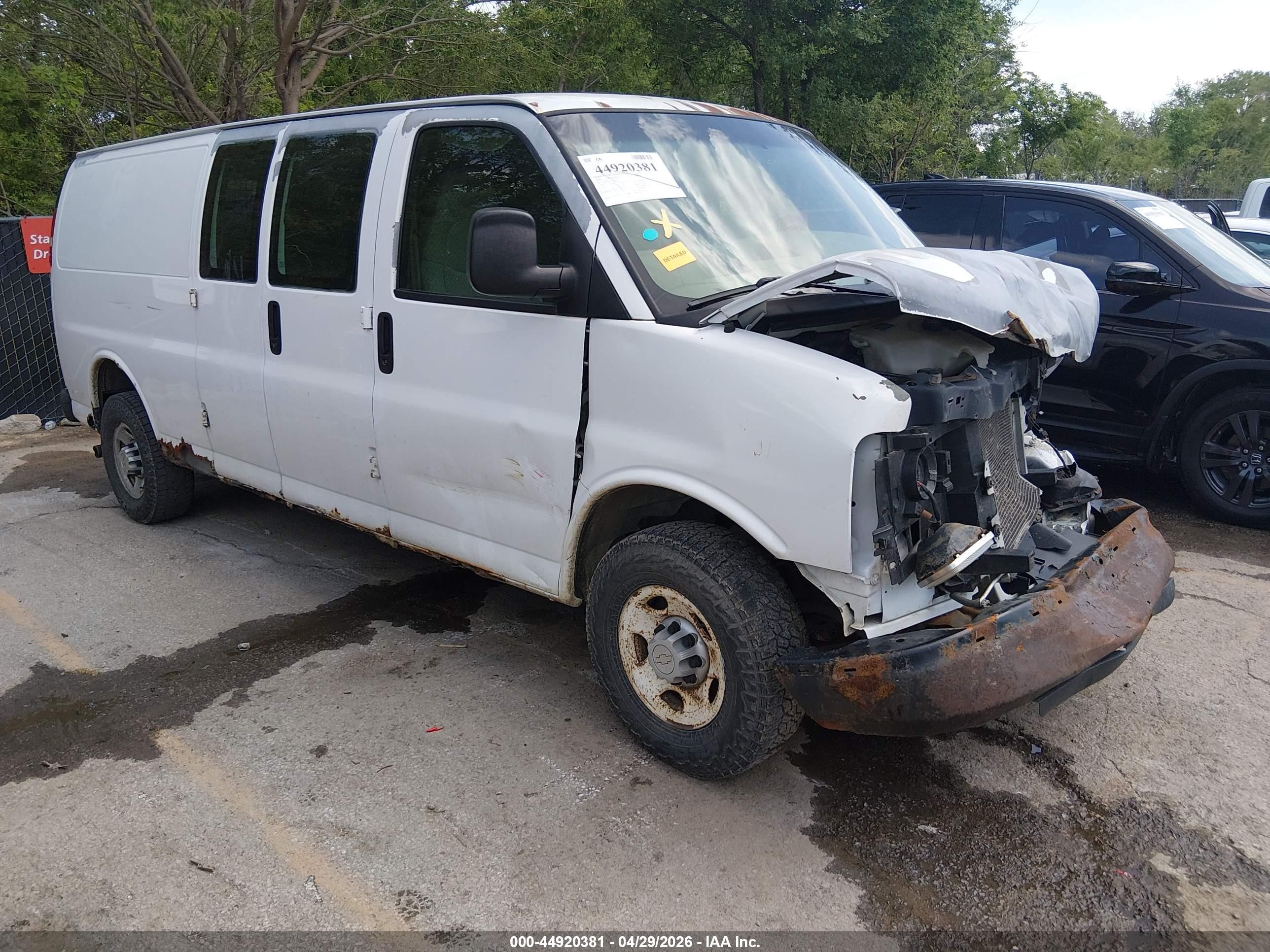 2008 Chevrolet Express Work Van White vin: 1GCGG29C281115207