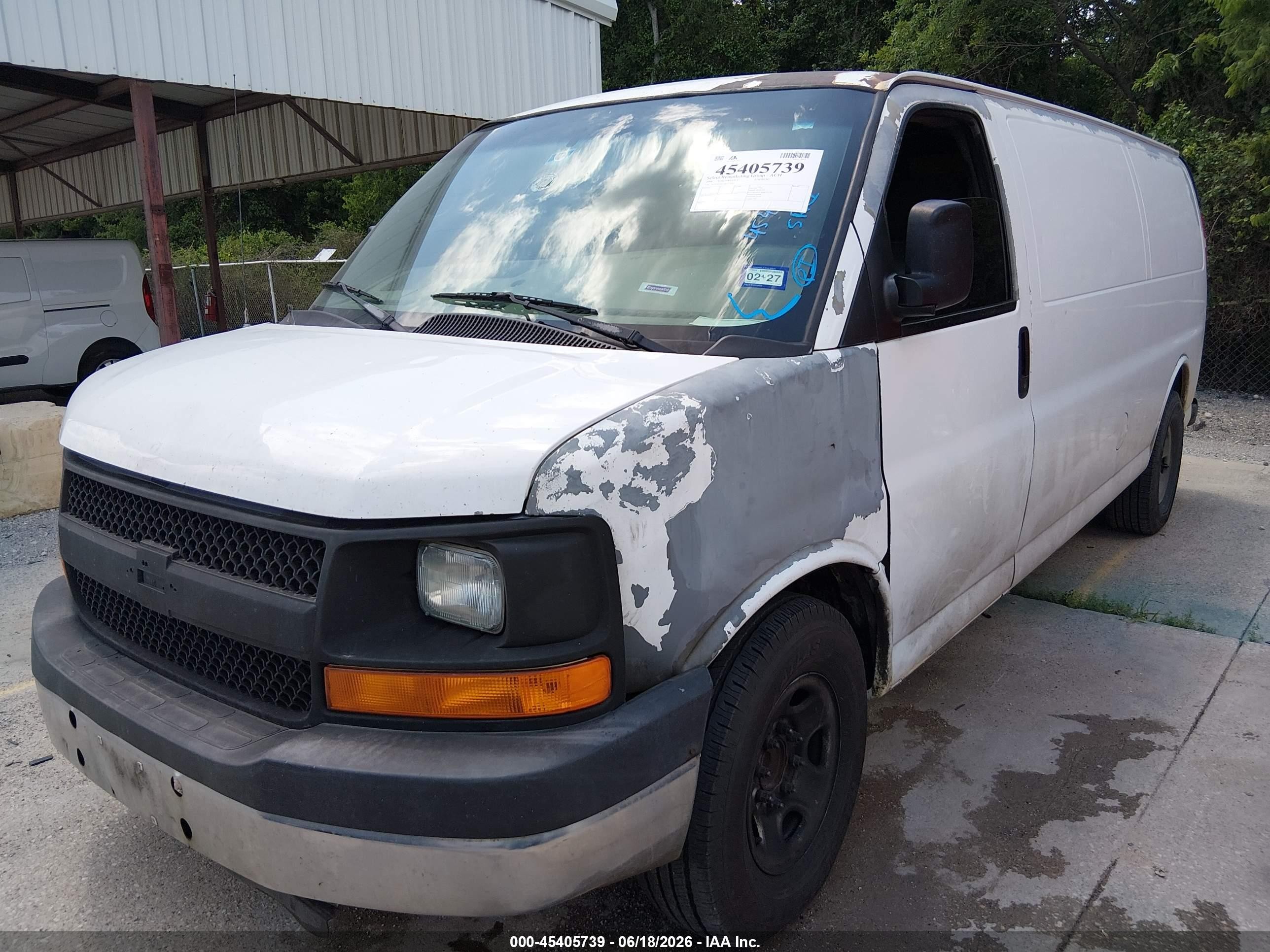 2008 Chevrolet Express Work Van White vin: 1GCGG29C281137644