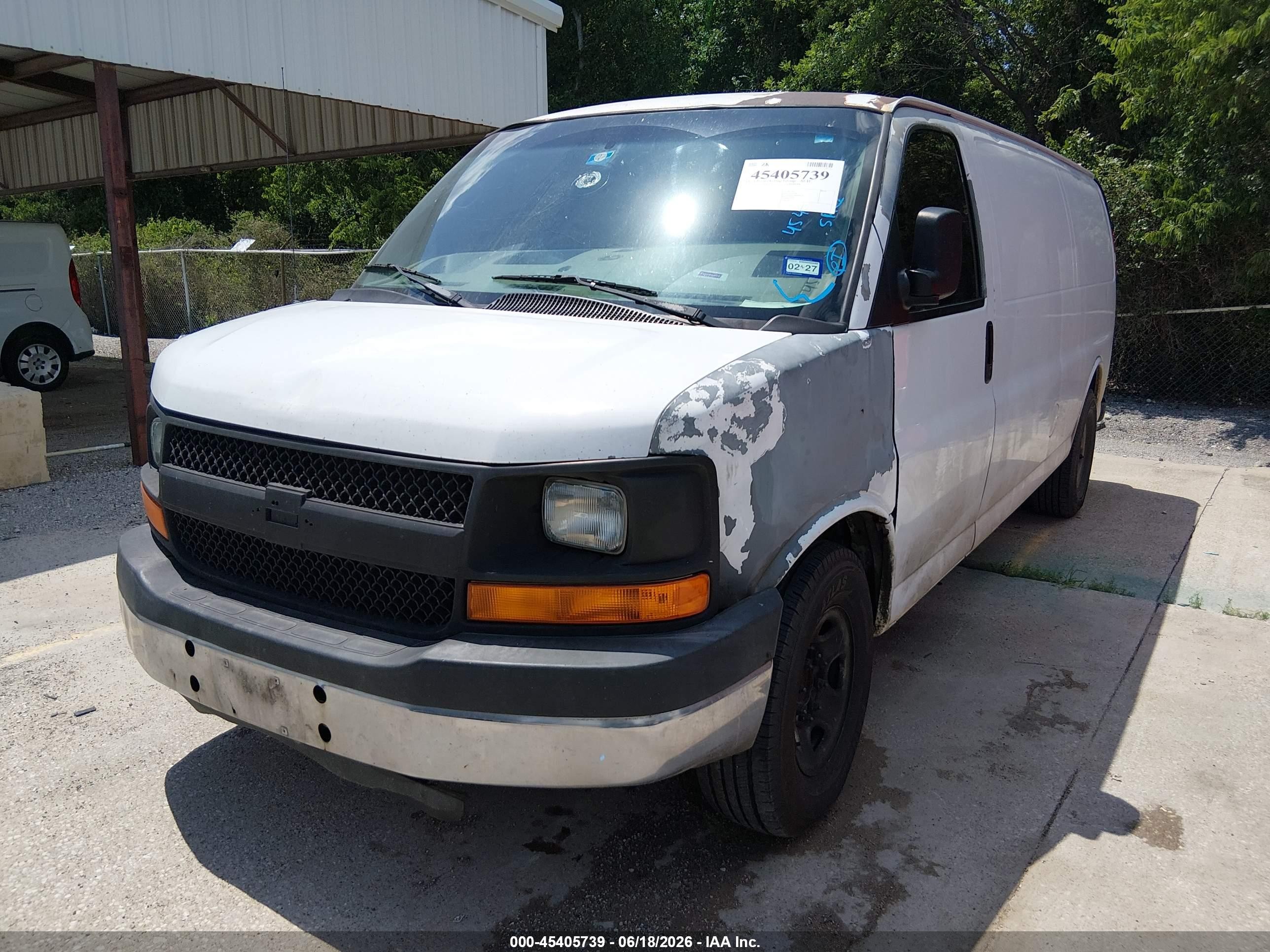 2008 Chevrolet Express Work Van White vin: 1GCGG29C281137644