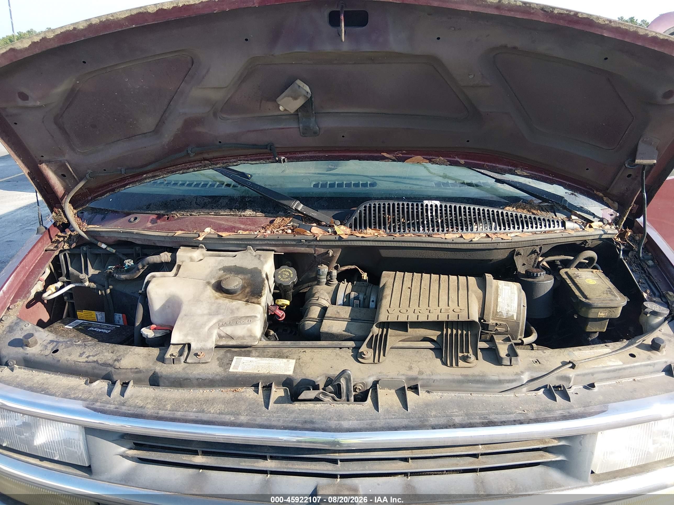 2001 Chevrolet Express   Red vin: 1GCGG29R811172652
