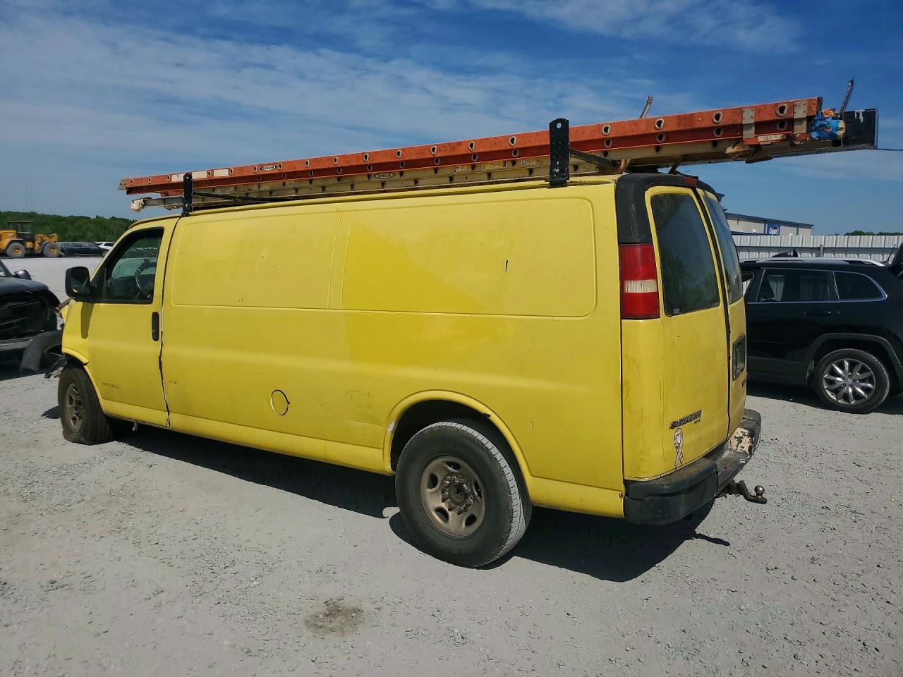 2004 Chevrolet Express G2500 Yellow vin: 1GCGG29U941223620