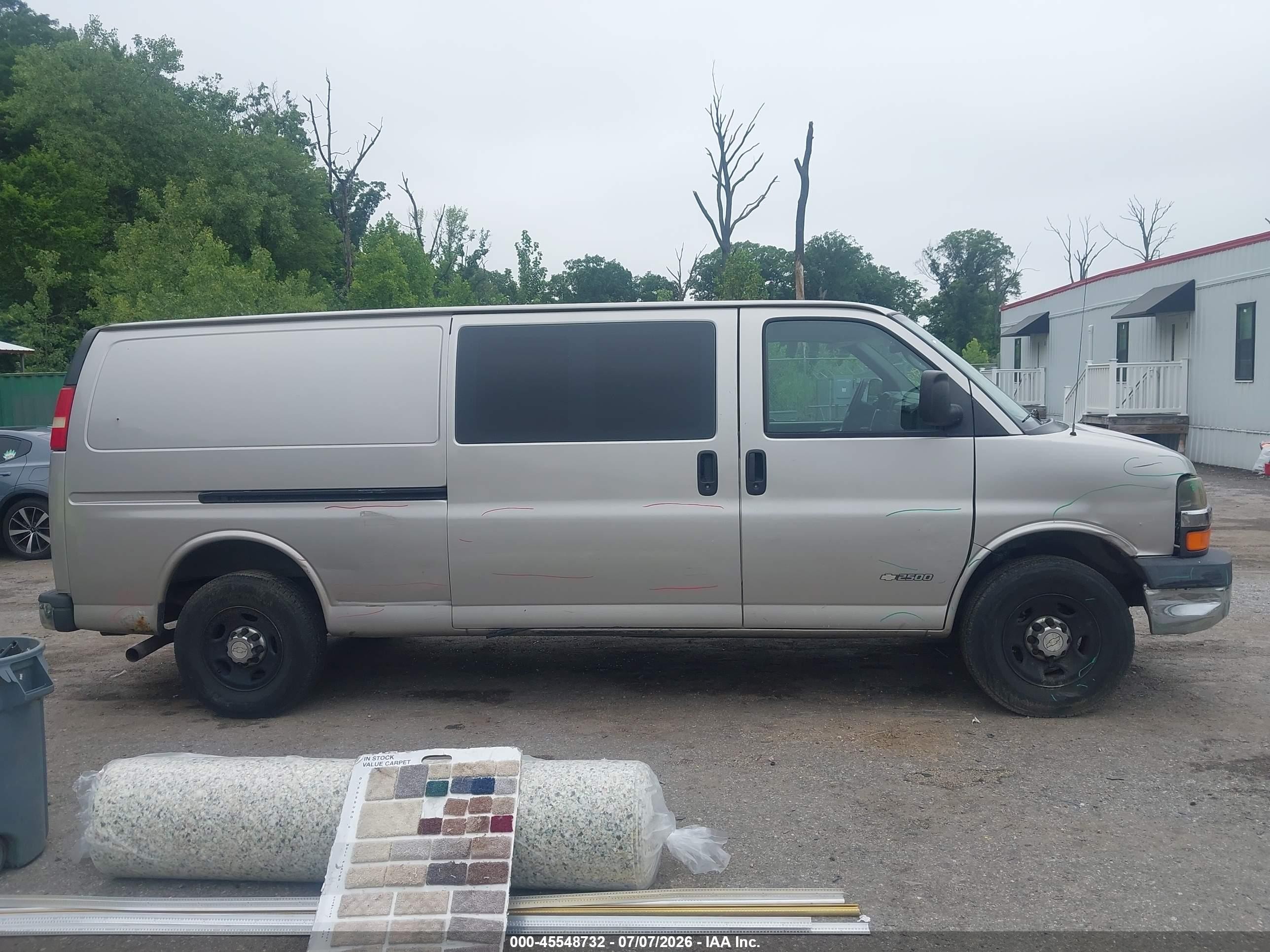 2006 Chevrolet Express Cargo Van Work Van Бежевый vin: 1GCGG29V861257348