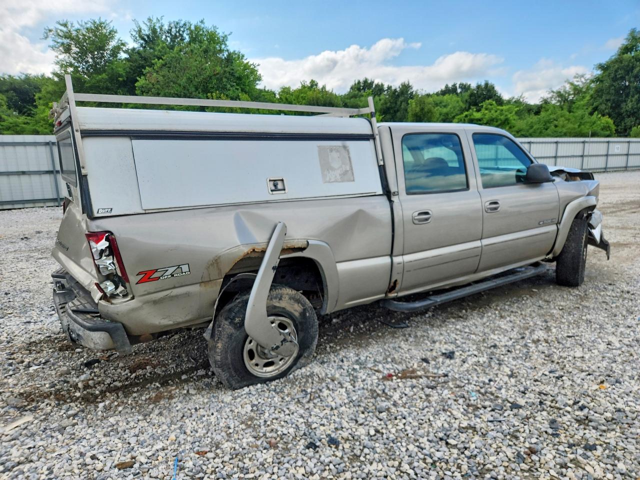 2001 Chevrolet Silve 2500 Gold vin: 1GCGK13U01F148497