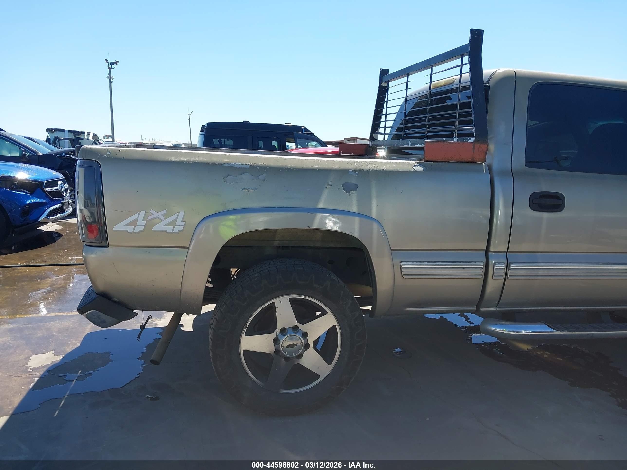 2002 Chevrolet Silverado 1500hd Ls Beige vin: 1GCGK13U62F158677