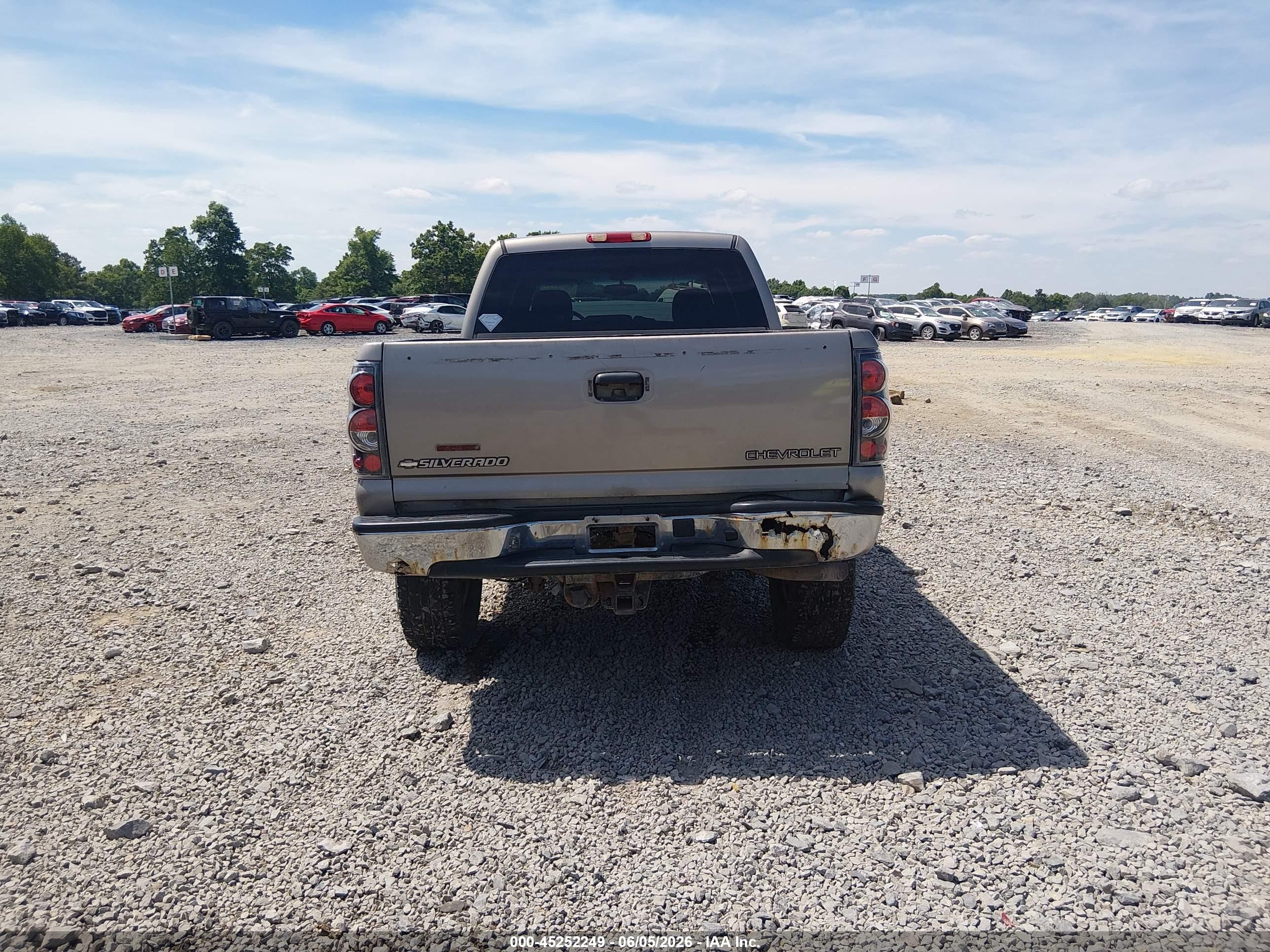 2003 Chevrolet Silverado 1500hd Lt Золотой vin: 1GCGK13U63F139970