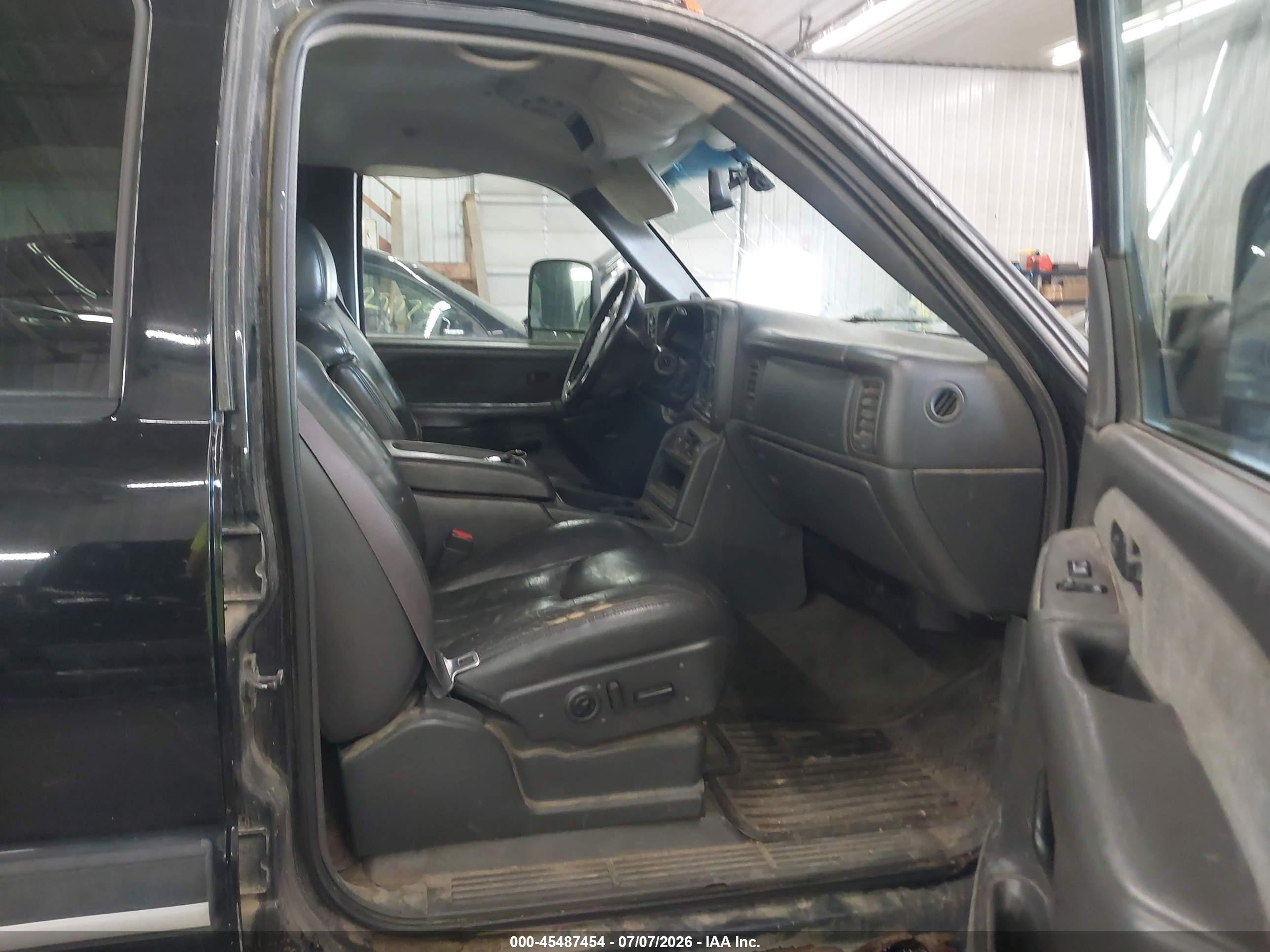 2003 Chevrolet Silverado 1500hd Lt Black vin: 1GCGK13U73F211033
