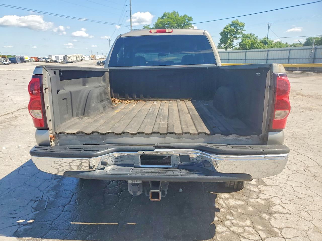 2003 Chevrolet Silverado K1500 Heavy Duty Tan vin: 1GCGK13UX3F249565