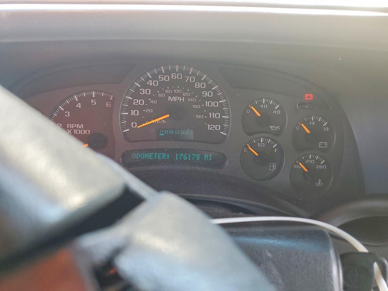 2003 Chevrolet Silverado K1500 Heavy Duty Tan vin: 1GCGK13UX3F249565