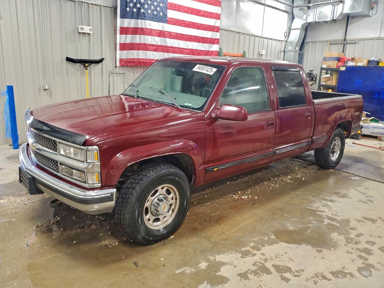 2000 Chevrolet Gmt-400 K2500 Burgundy vin: 1GCGK23J6YF427507