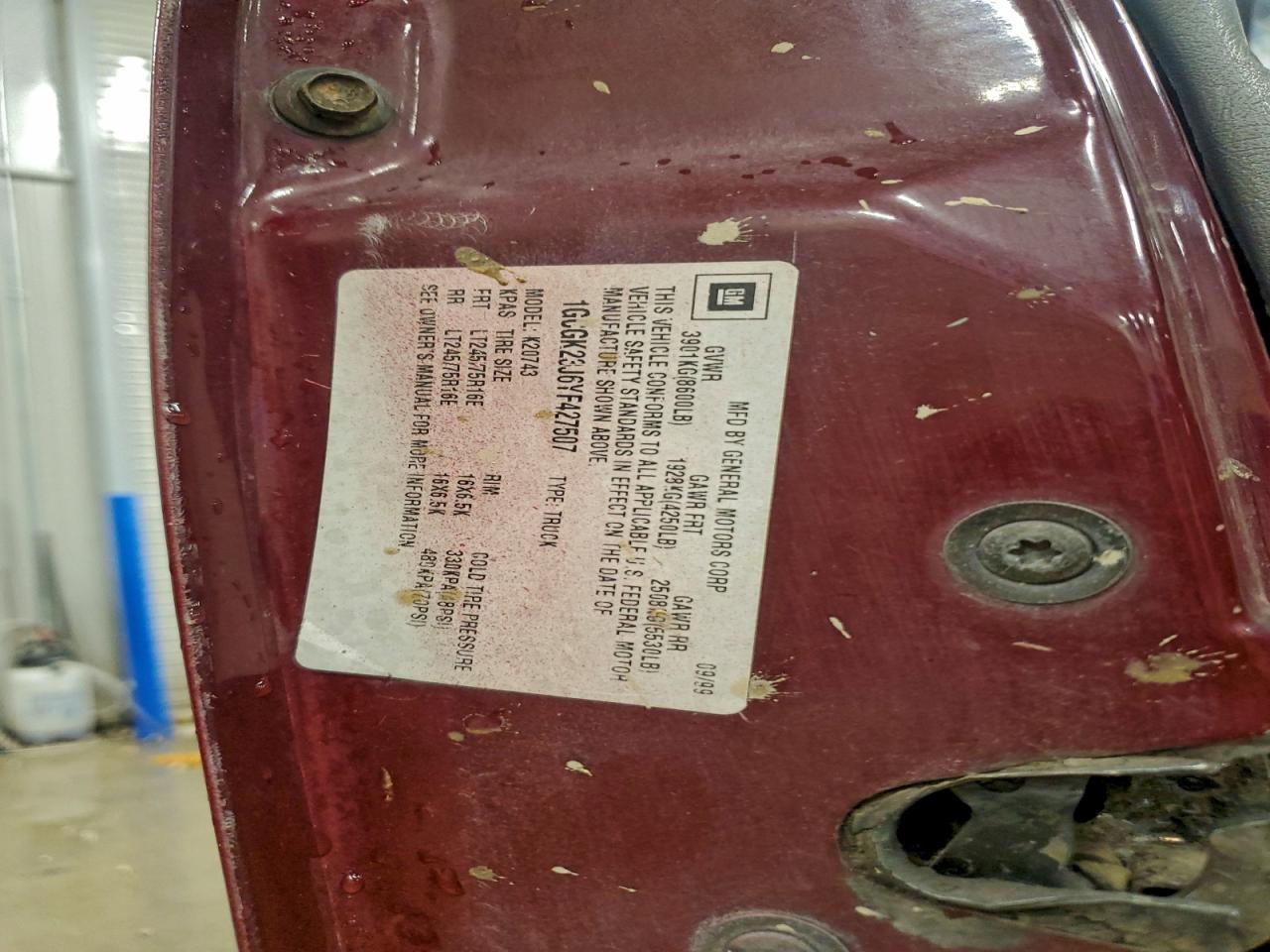 2000 Chevrolet Gmt-400 K2500 Burgundy vin: 1GCGK23J6YF427507