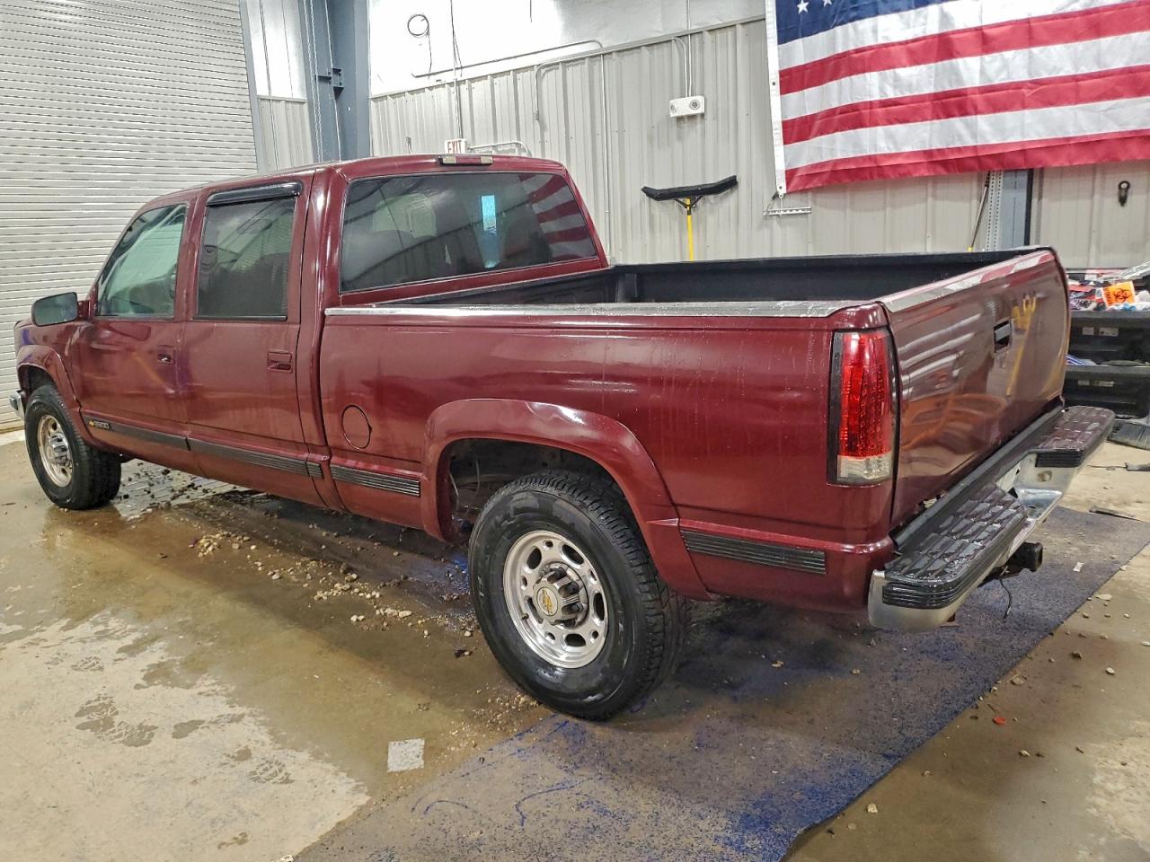 2000 Chevrolet Gmt-400 K2500 Burgundy vin: 1GCGK23J6YF427507