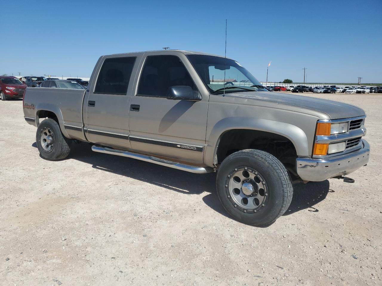 1999 Chevrolet Gmt-400 K2500 Beige vin: 1GCGK23J7XF064858
