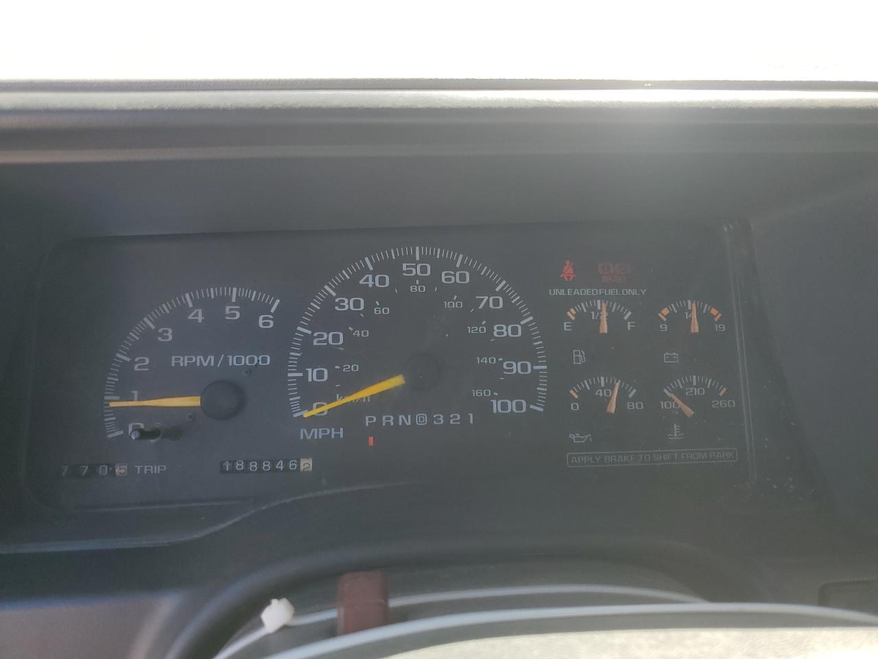 1999 Chevrolet Gmt-400 K2500 Beige vin: 1GCGK23J7XF064858
