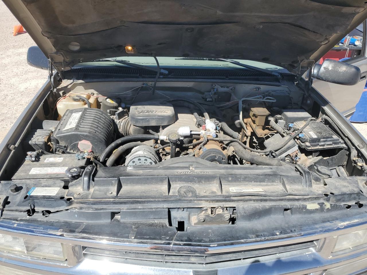 1999 Chevrolet Gmt-400 K2500 Beige vin: 1GCGK23J7XF064858