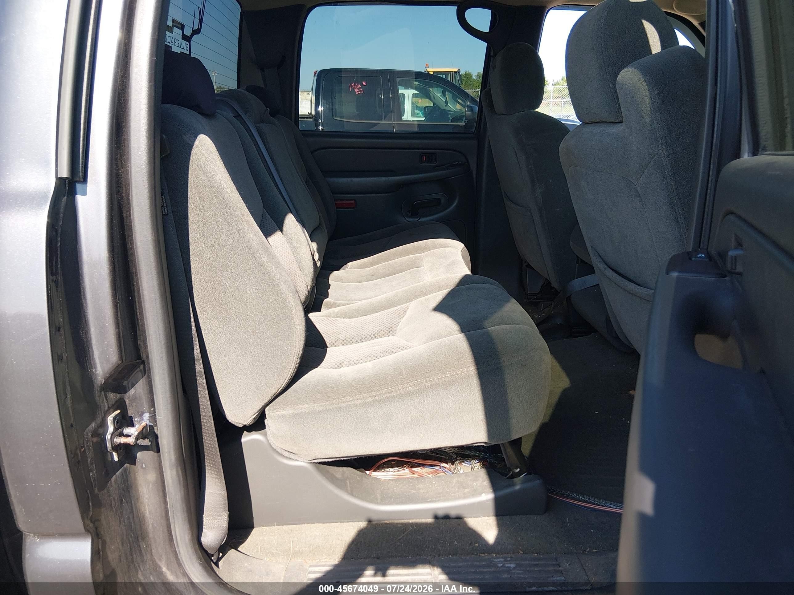 2004 Chevrolet Silverado 2500 Ls Gray vin: 1GCGK23U04F109628