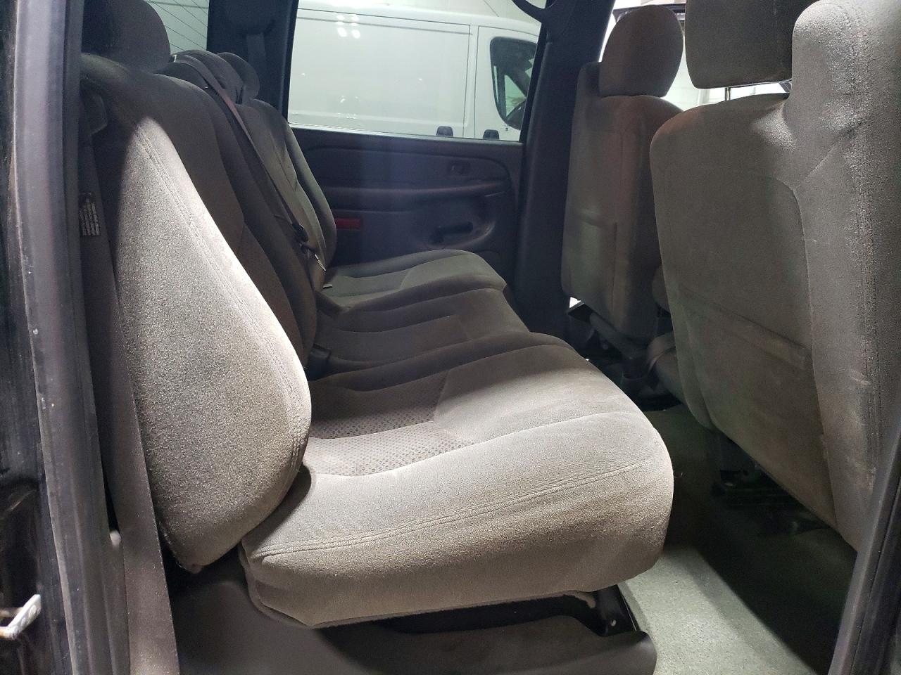 2004 Chevrolet Silverado K2500 Black vin: 1GCGK23U84F227782