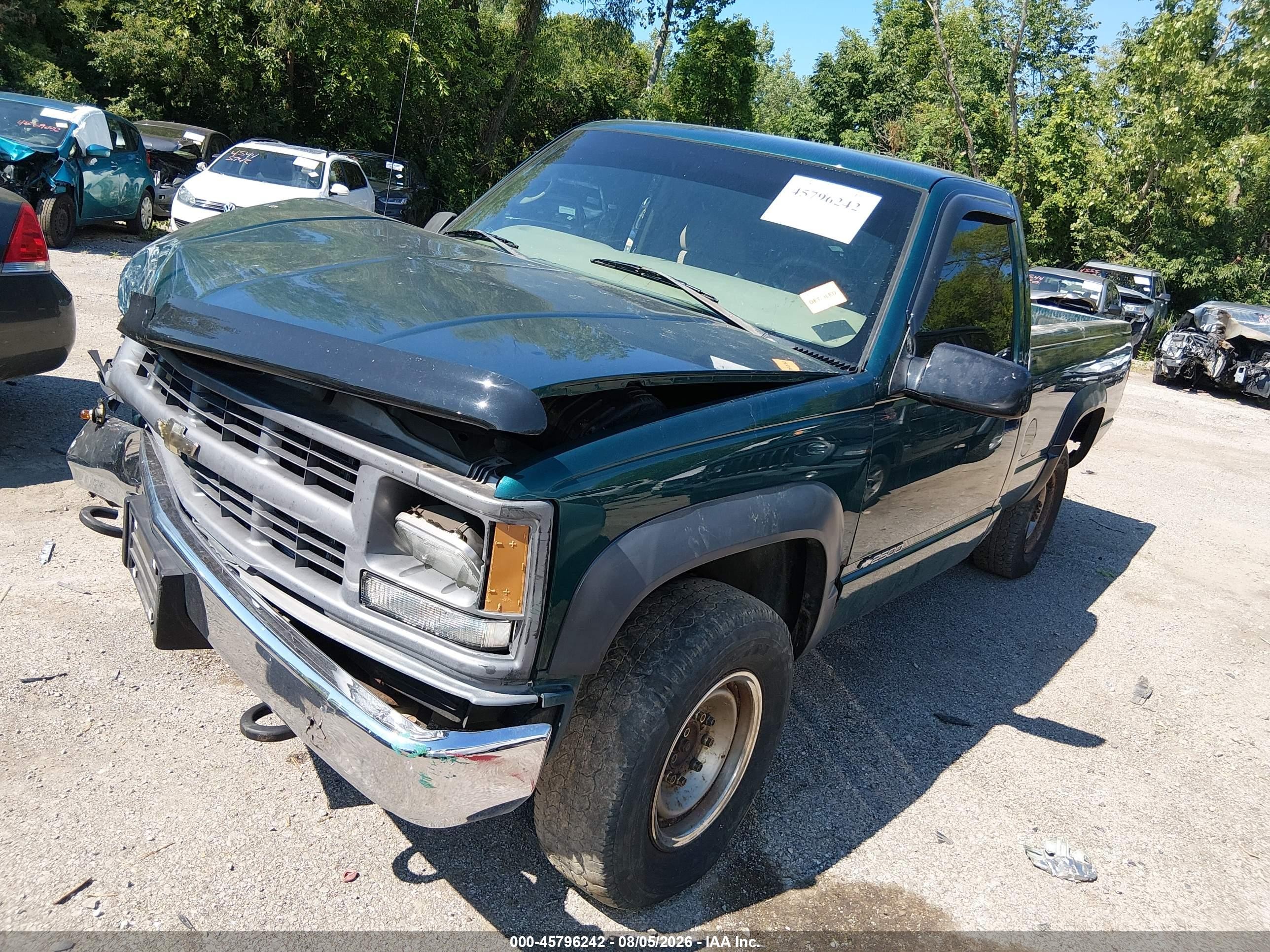 2000 Chevrolet K2500   Зеленый vin: 1GCGK24J6YR215882