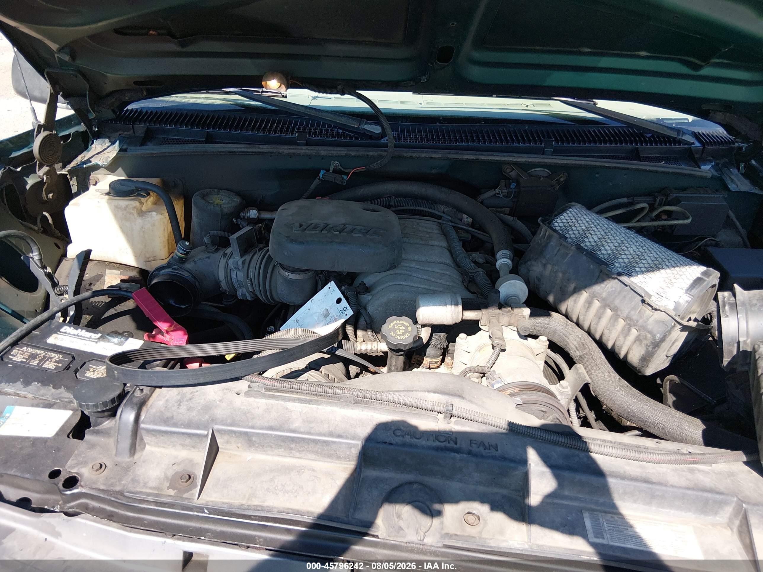 2000 Chevrolet K2500   Зеленый vin: 1GCGK24J6YR215882
