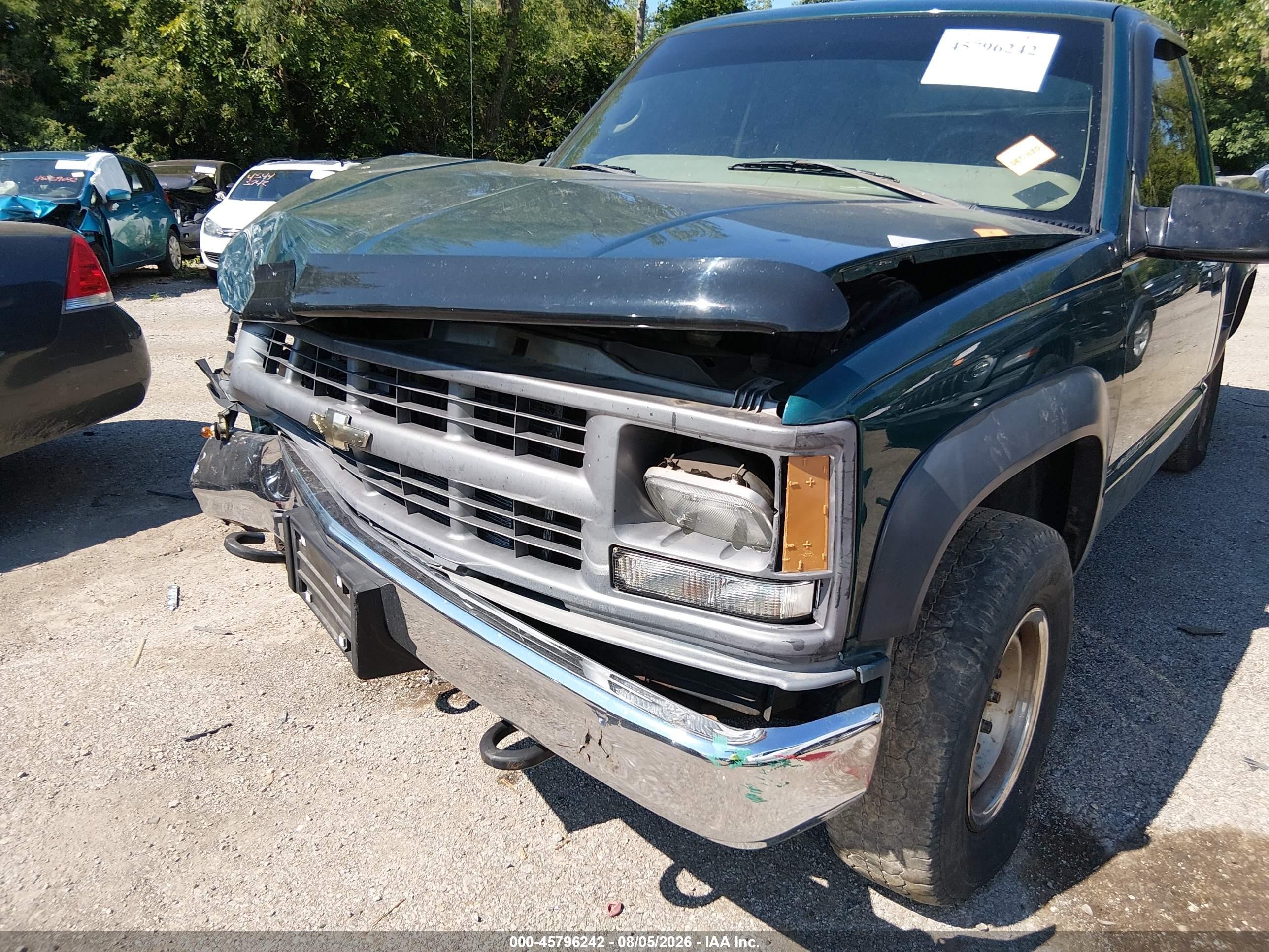 2000 Chevrolet K2500   Зеленый vin: 1GCGK24J6YR215882