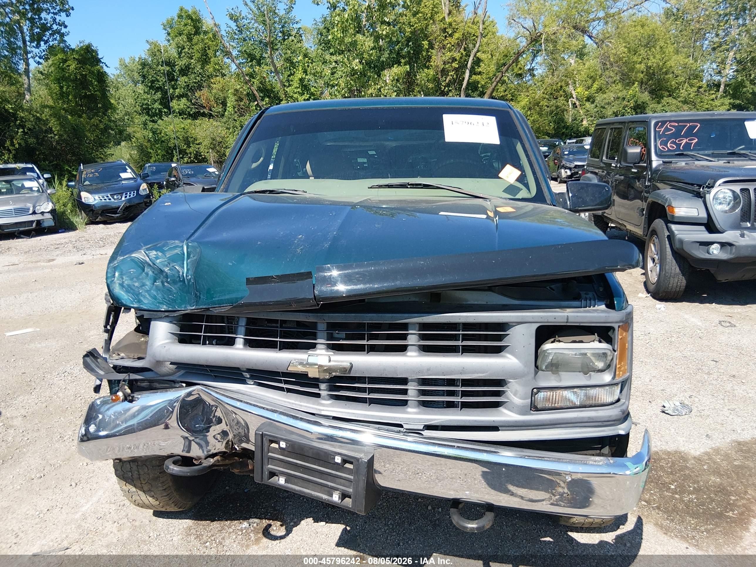 2000 Chevrolet K2500   Зеленый vin: 1GCGK24J6YR215882