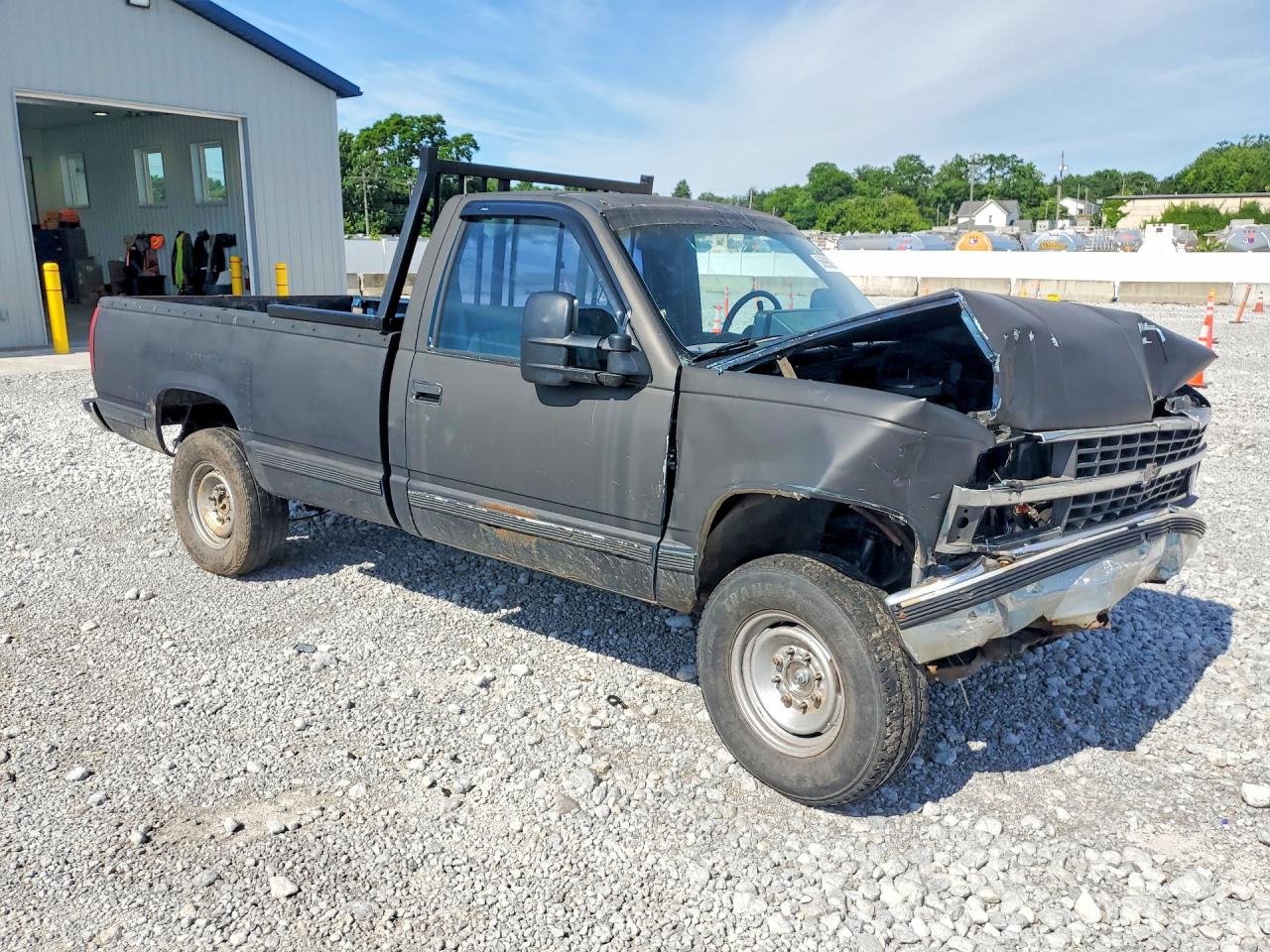 1990 Chevrolet Gmt-400 K2500 White vin: 1GCGK24K2LE238908