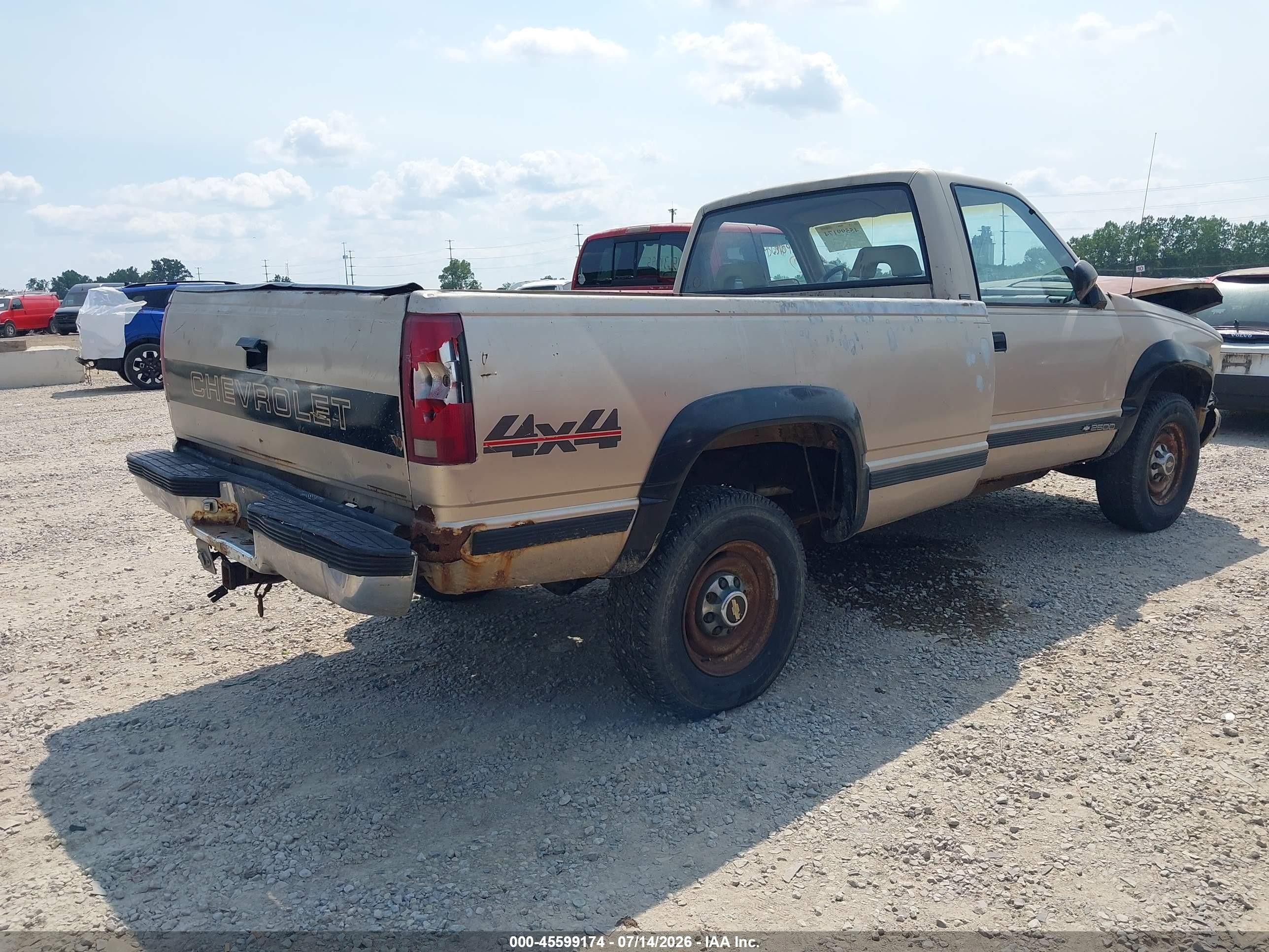 1992 Chevrolet Gmt-400 K2500 Gold vin: 1GCGK24K4NE154835