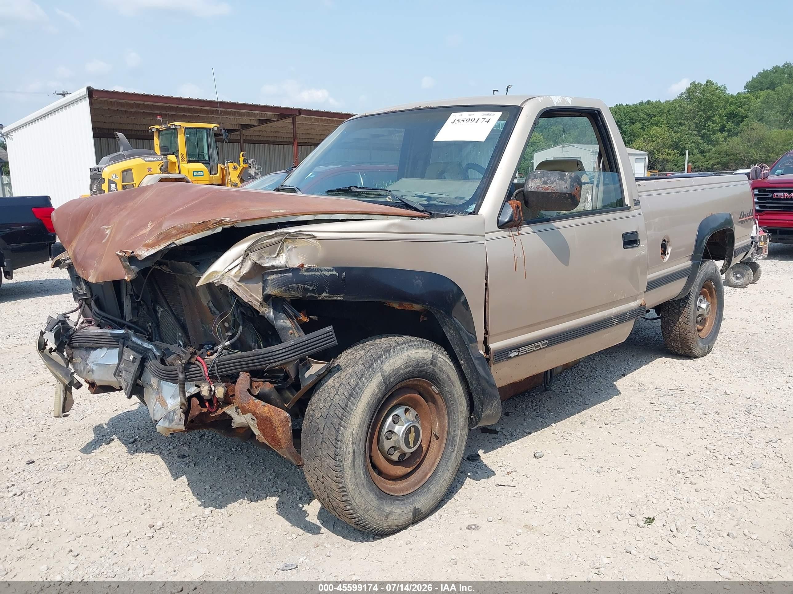1992 Chevrolet Gmt-400 K2500 Gold vin: 1GCGK24K4NE154835