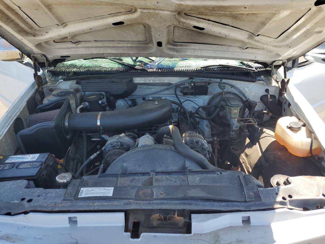 1994 Chevrolet Gmt-400 K2500 White vin: 1GCGK24K5RE288310