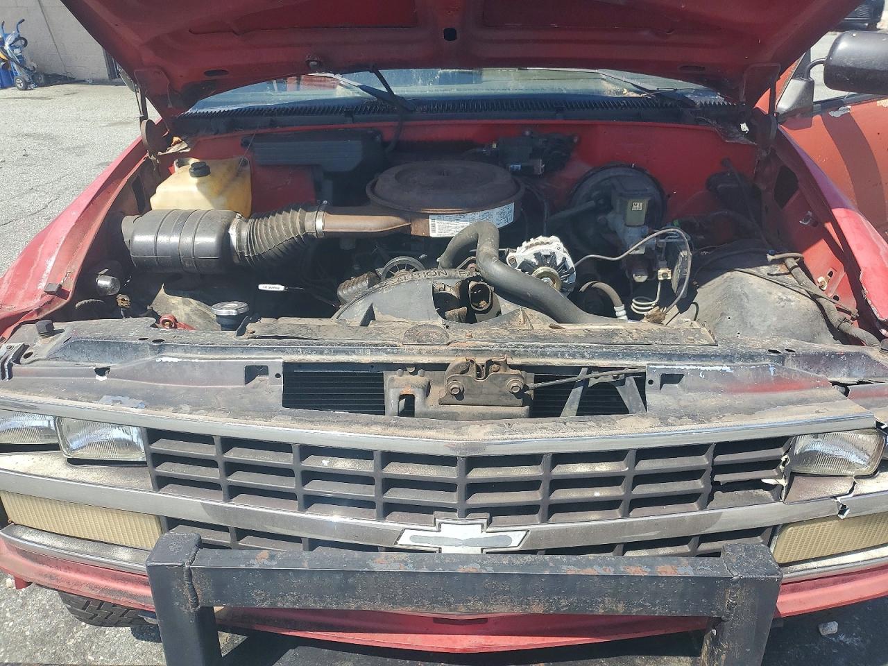 1989 Chevrolet Gmt-400 K2500 Red vin: 1GCGK24K9KE145771