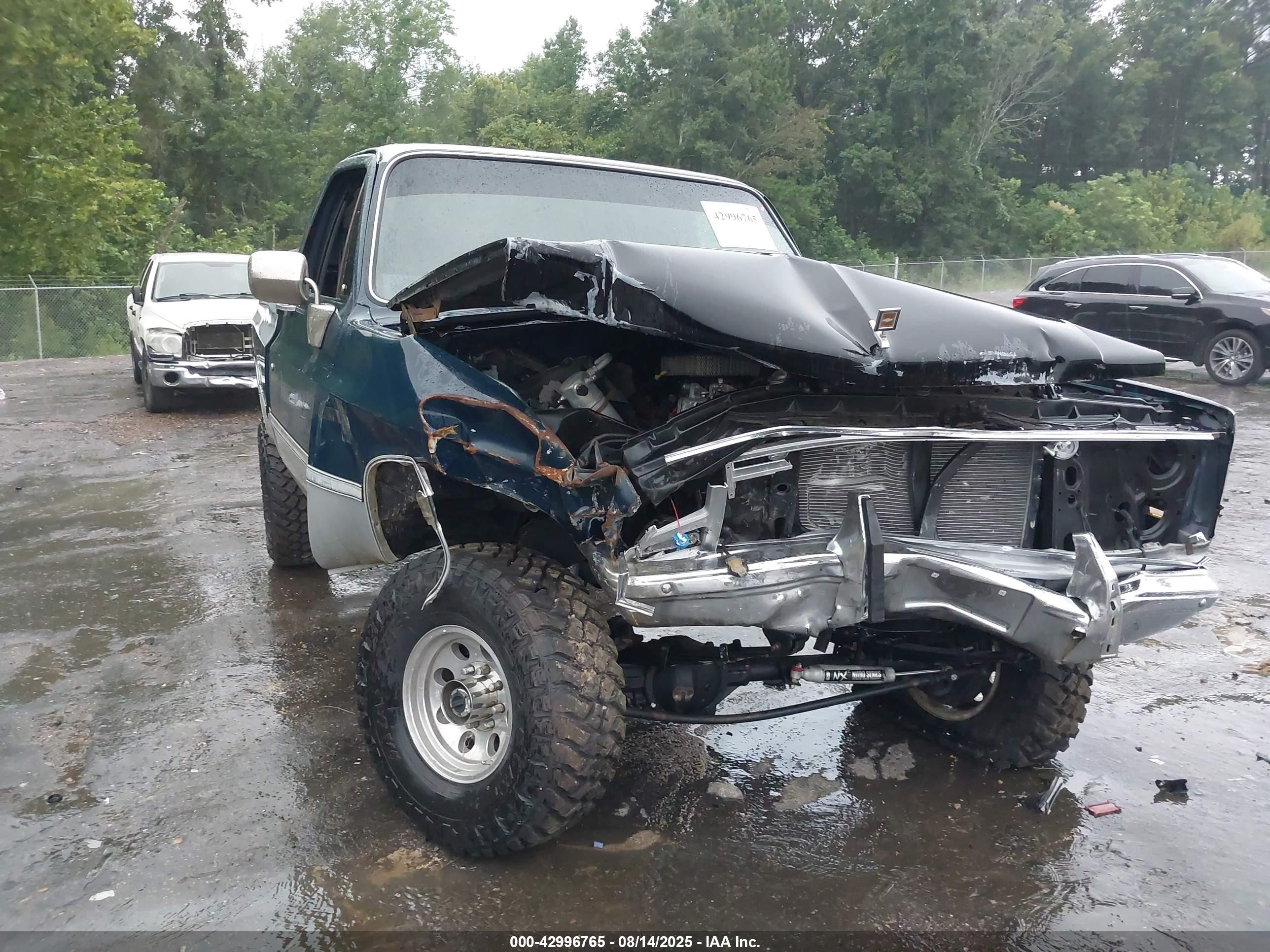 1985 Chevrolet K20   Dark Blue vin: 1GCGK24M3FJ161821