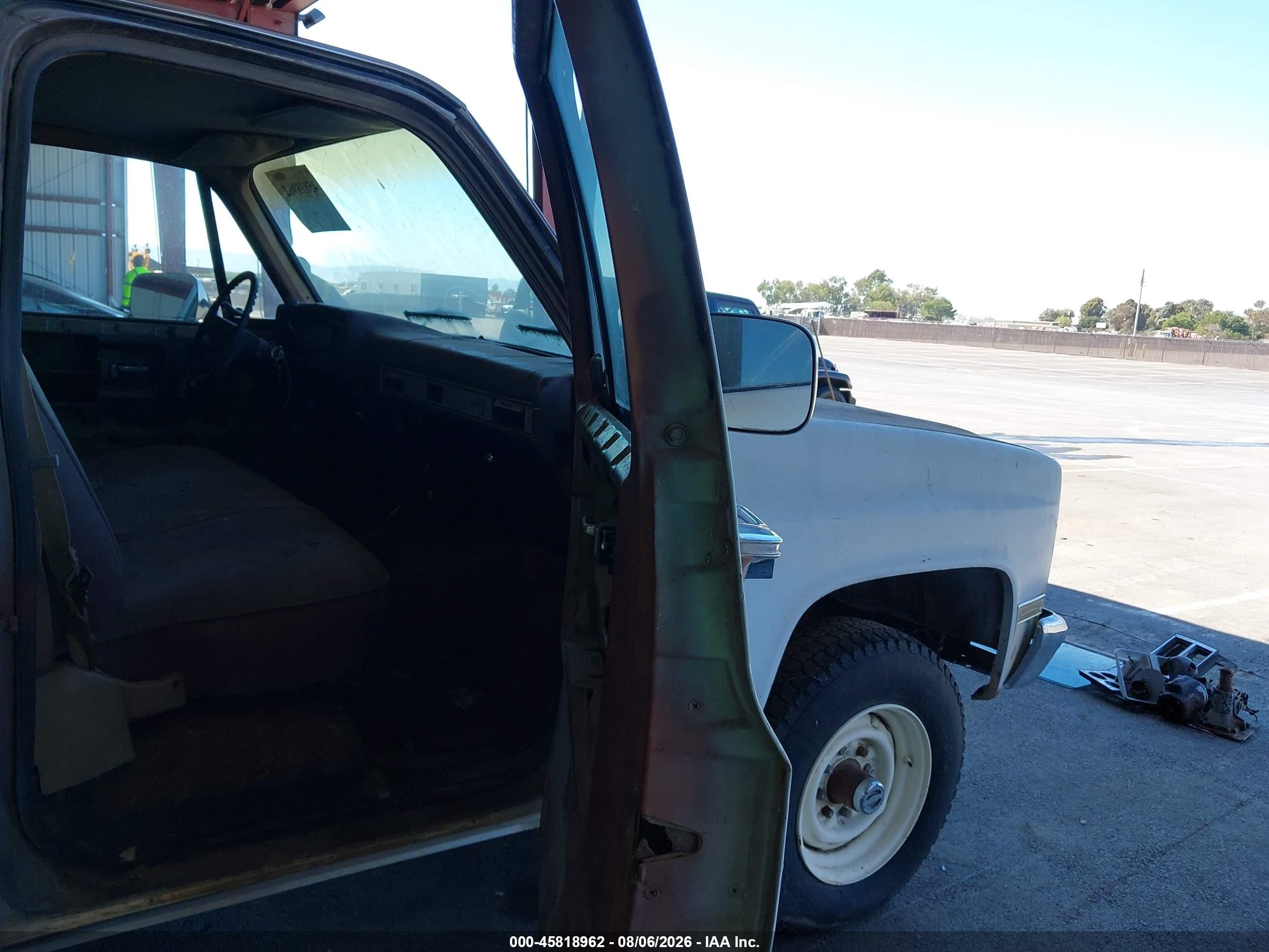 1981 Chevrolet K20   Brown vin: 1GCGK24M7BZ112164