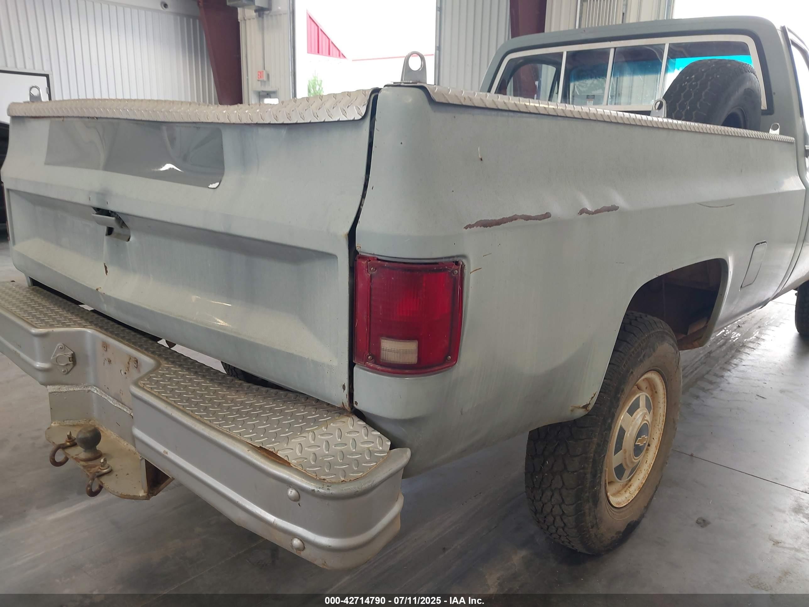 1983 Chevrolet K20   Light Blue vin: 1GCGK24M8DJ168101