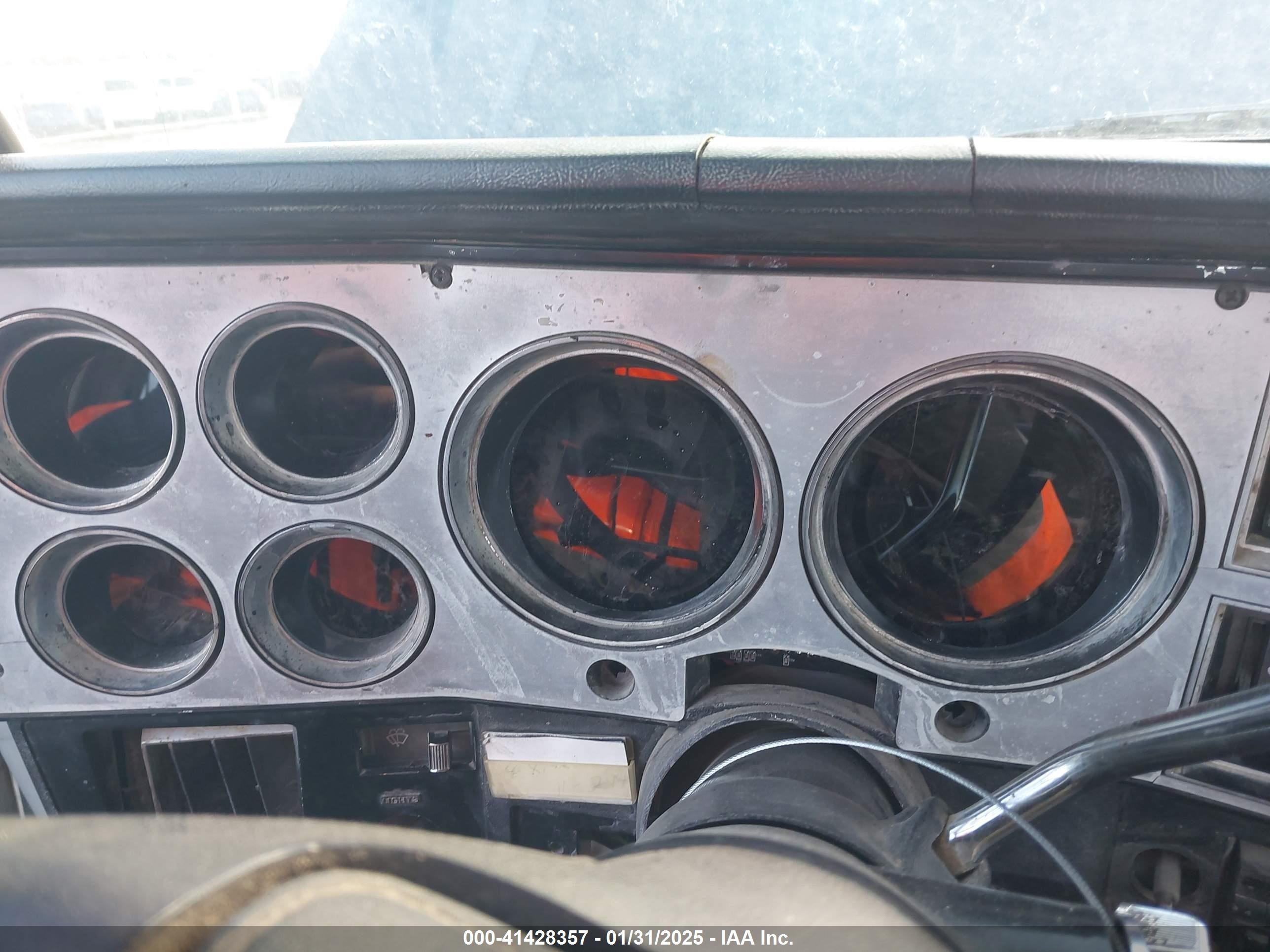 1983 Chevrolet K20   Gray vin: 1GCGK24MXDJ112726