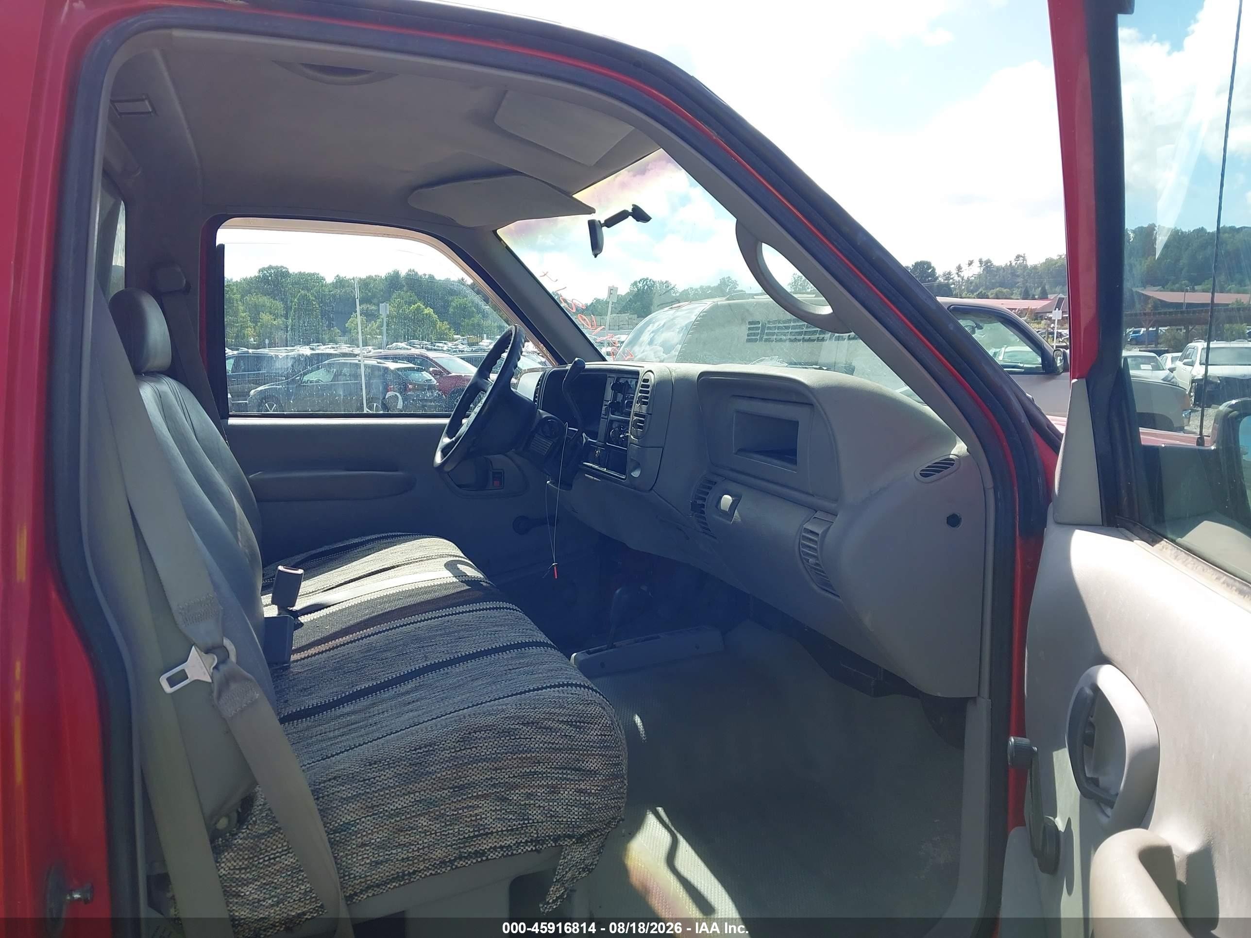 1998 Chevrolet C/k 2500 Fleetside Красный vin: 1GCGK24R0WZ181067