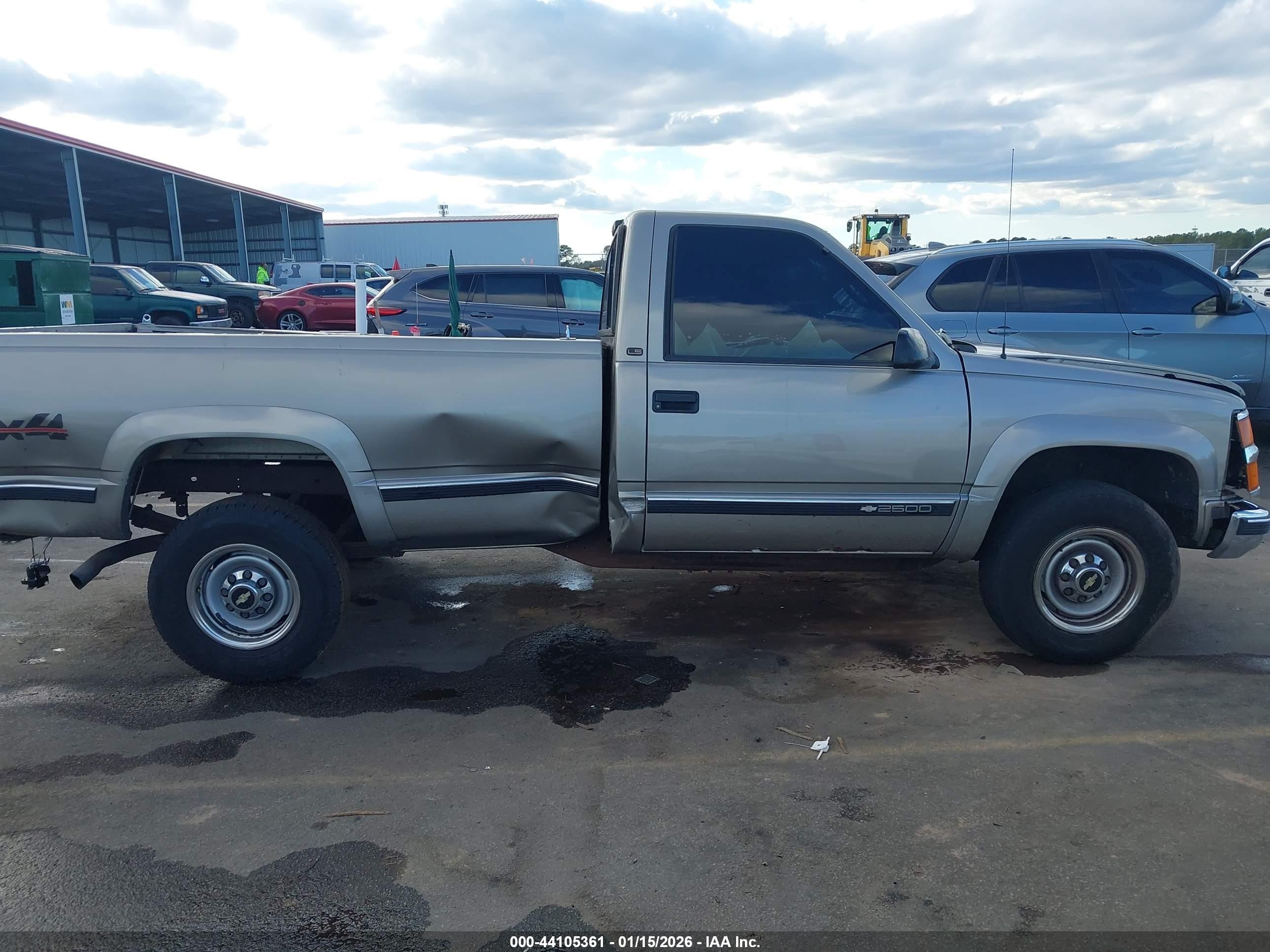 1999 Chevrolet K2500   Gray vin: 1GCGK24R3XR718645