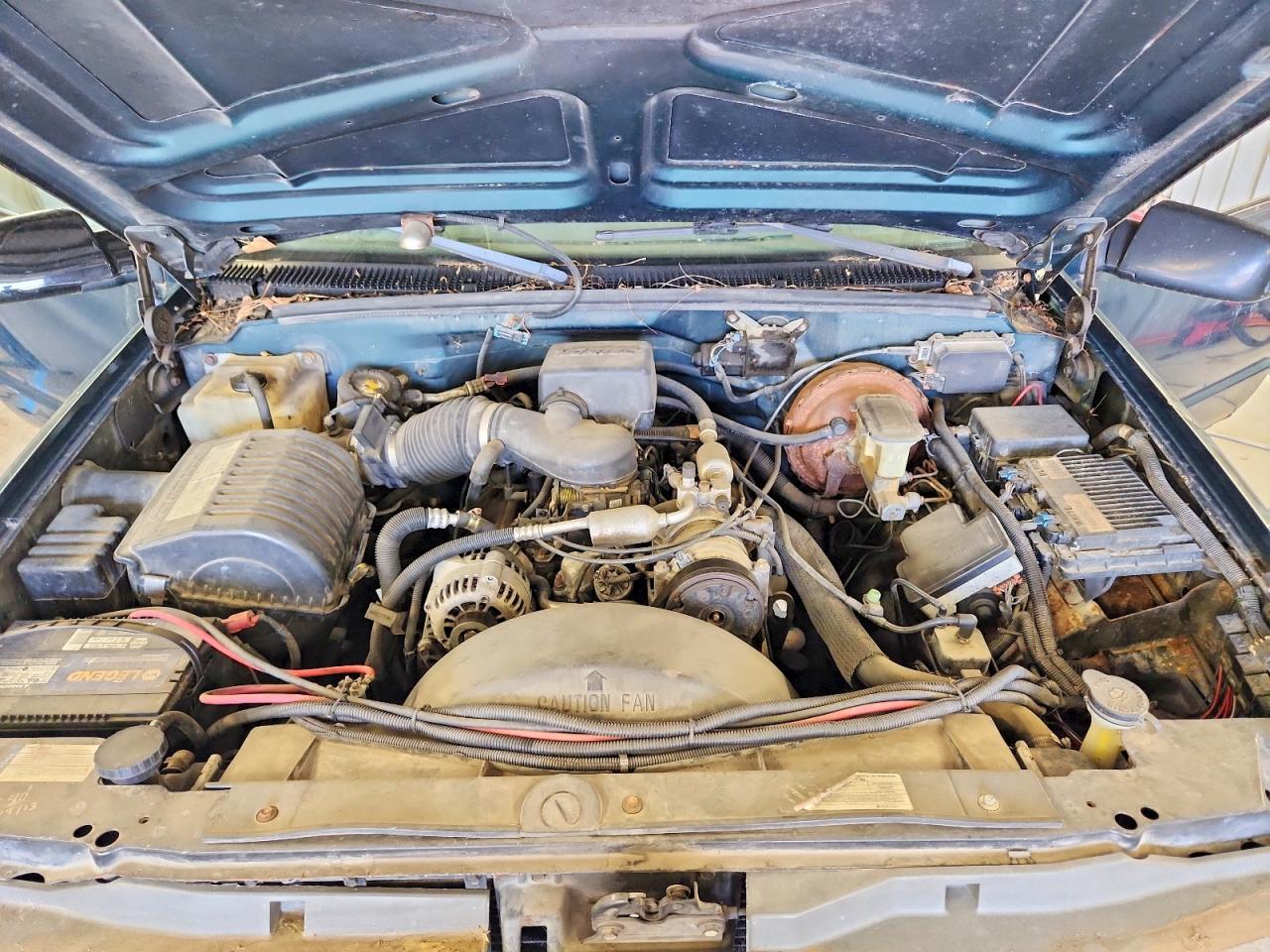 1998 Chevrolet Gmt-400 K2500 Зеленый vin: 1GCGK24R8WZ202540