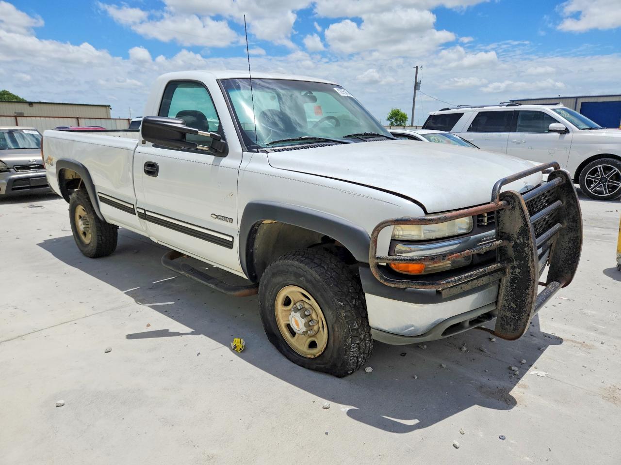 2000 Chevrolet Express White vin: 1GCGK24UXYE120159