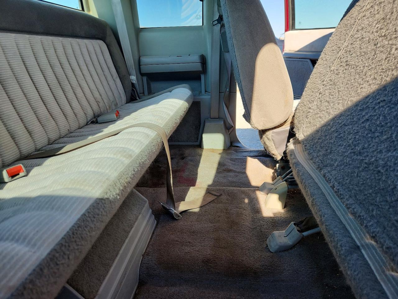 1994 Chevrolet Gmt-400 K2500 Темно-бордовый vin: 1GCGK29F9RE139958