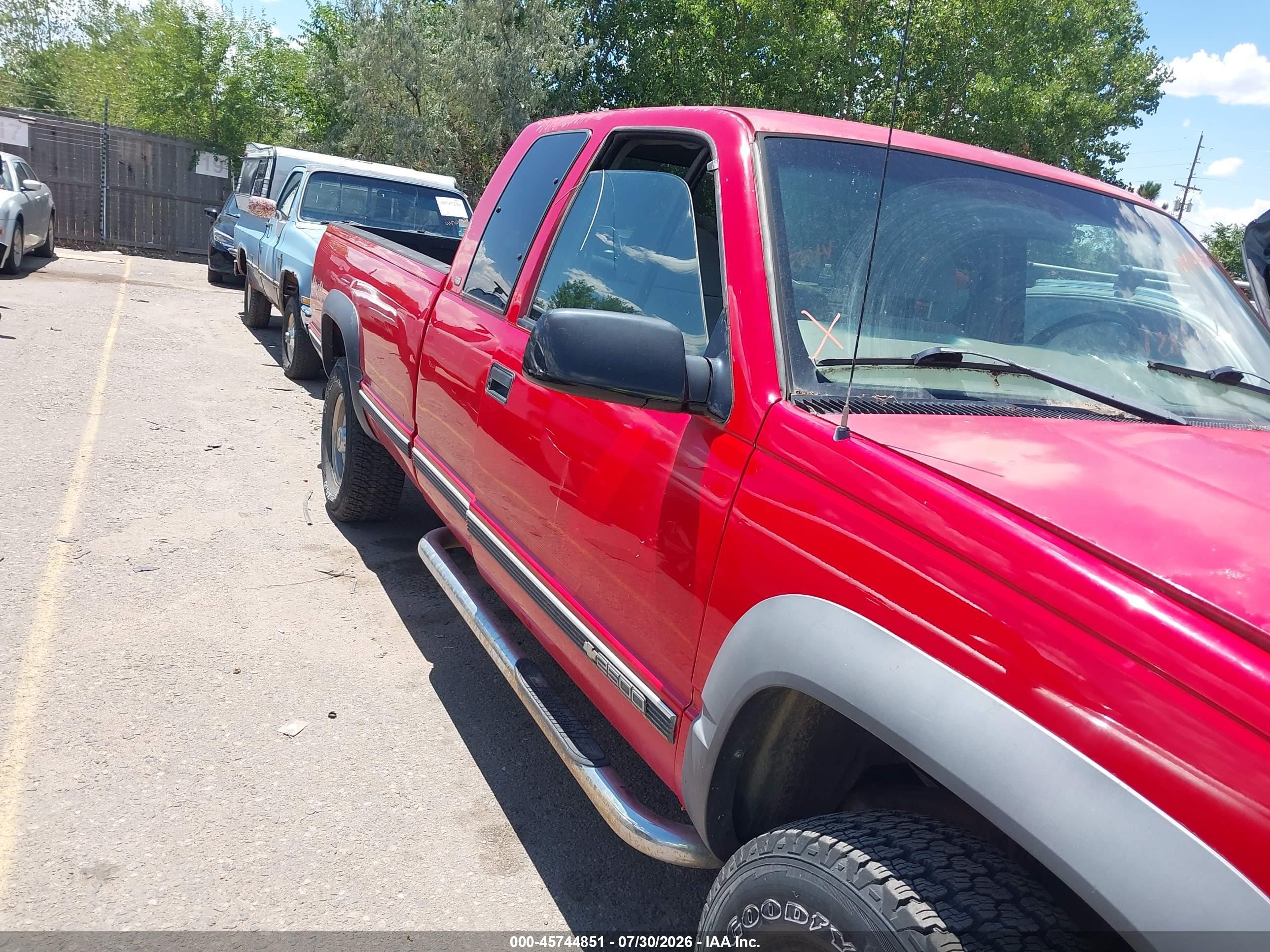 1998 Chevrolet C/k 2500 Fleetside Red vin: 1GCGK29J0WE241410