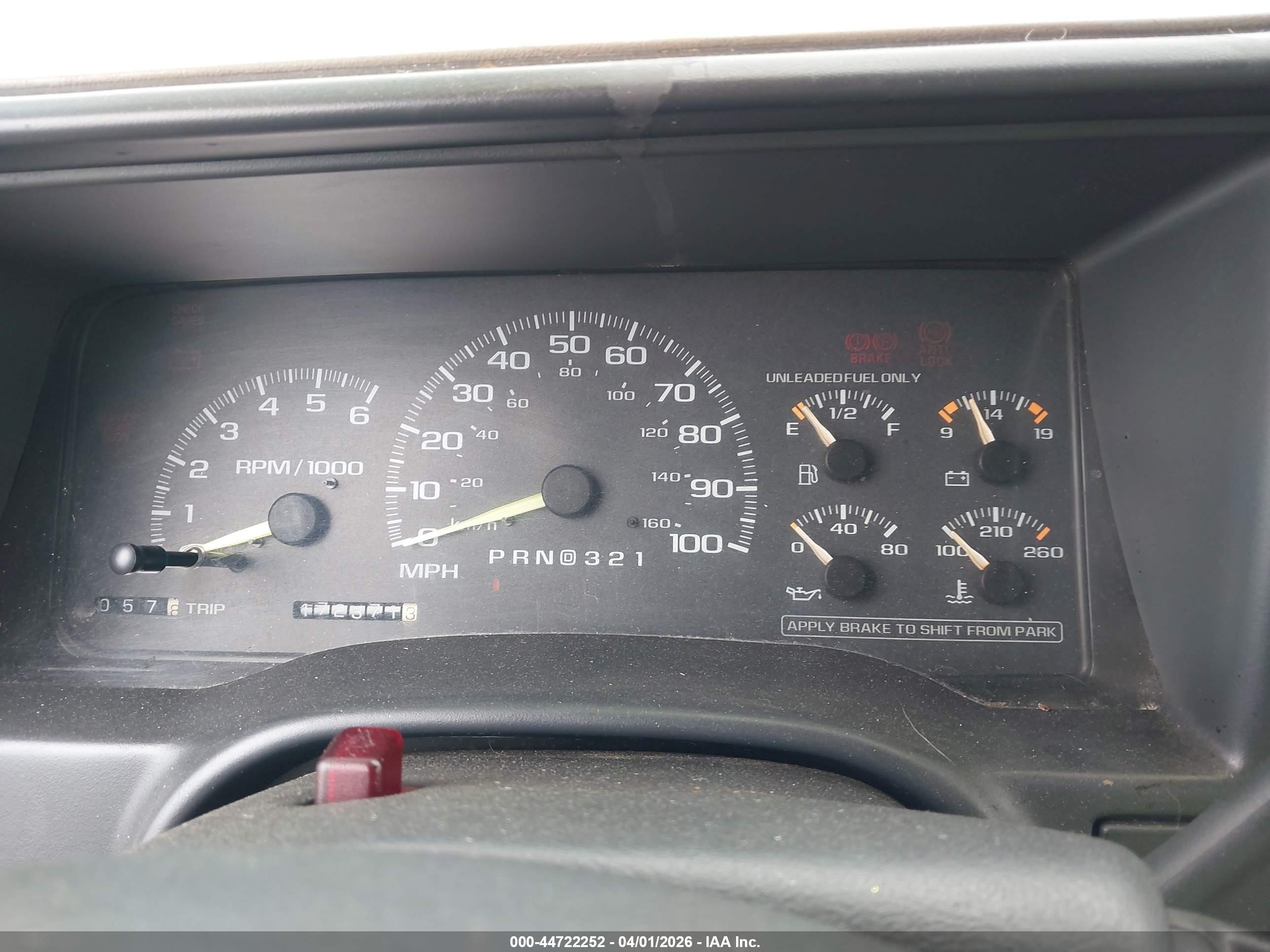1998 Chevrolet K2500 Fleetside Green vin: 1GCGK29J1WE137539