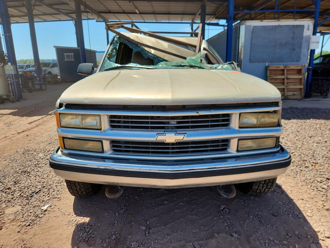 1995 Chevrolet Gmt-400 K2500 Gold vin: 1GCGK29K4SE277846