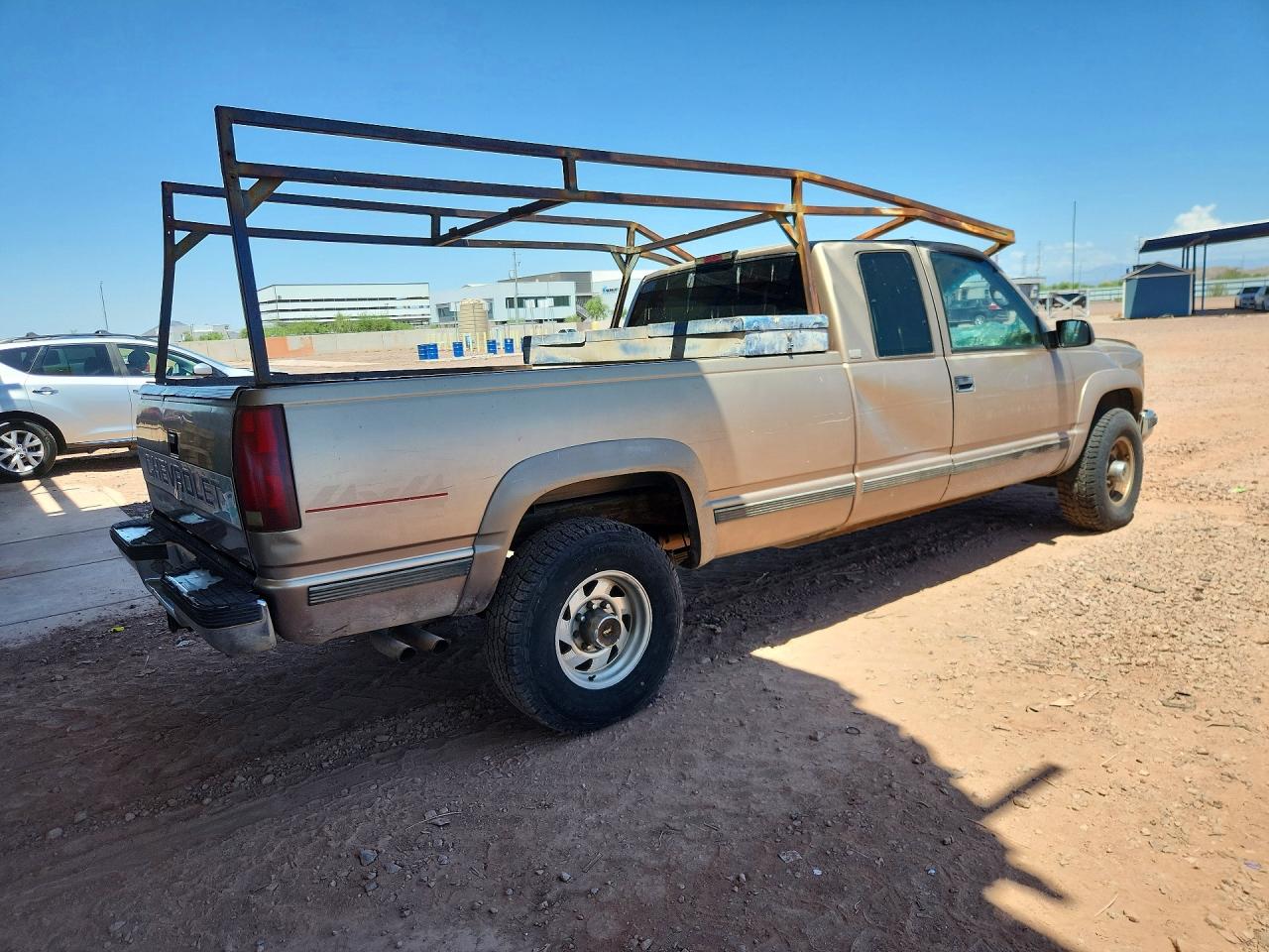 1995 Chevrolet Gmt-400 K2500 Gold vin: 1GCGK29K4SE277846